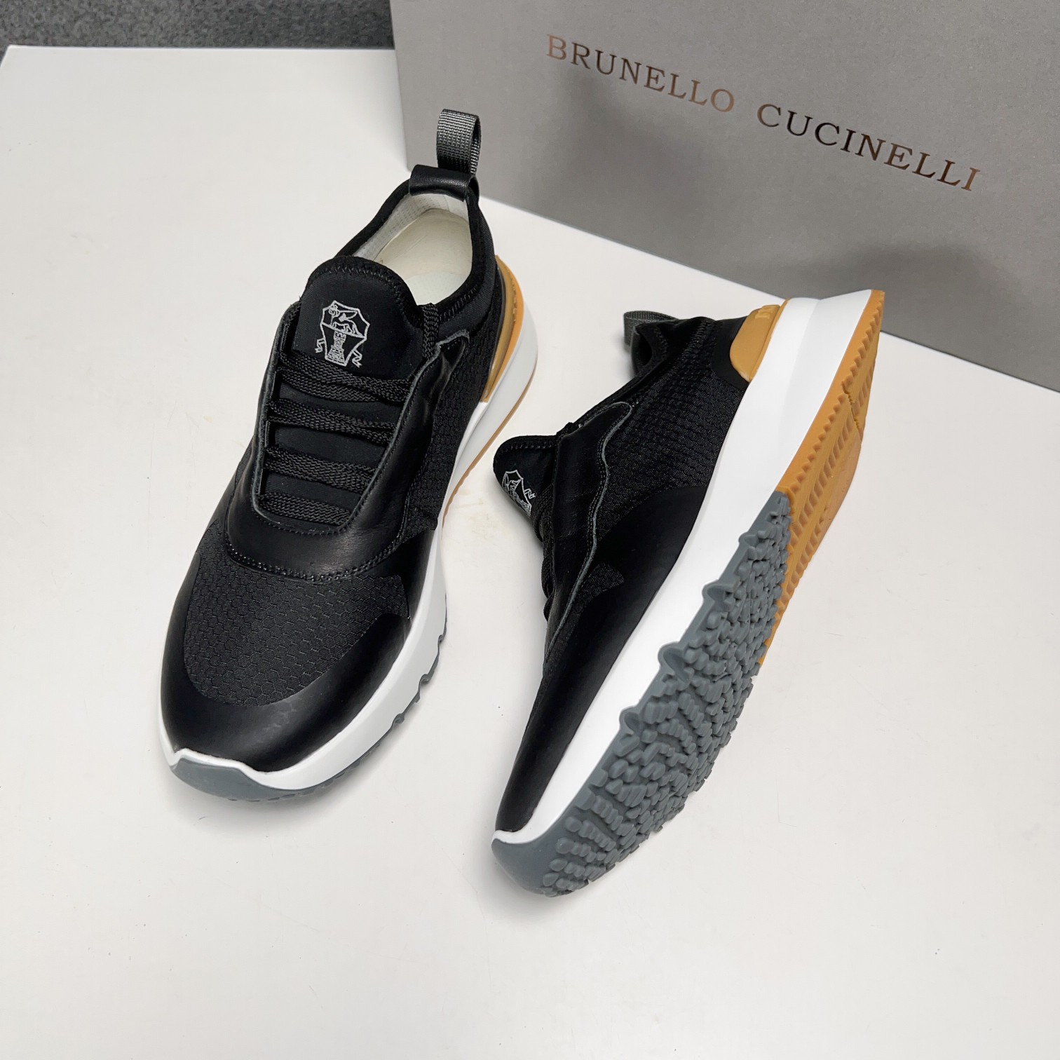 BC Nuevo Brunello Cucinell* Mixed Colour Knit Low Top Sneakers Precio oficial RMB, Los hilos clásico