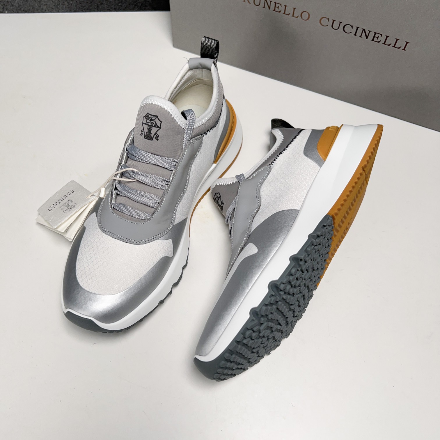 BC Nuevo Brunello Cucinell* Mixed Colour Knit Low Top Sneakers Precio oficial RMB, Los hilos clásico