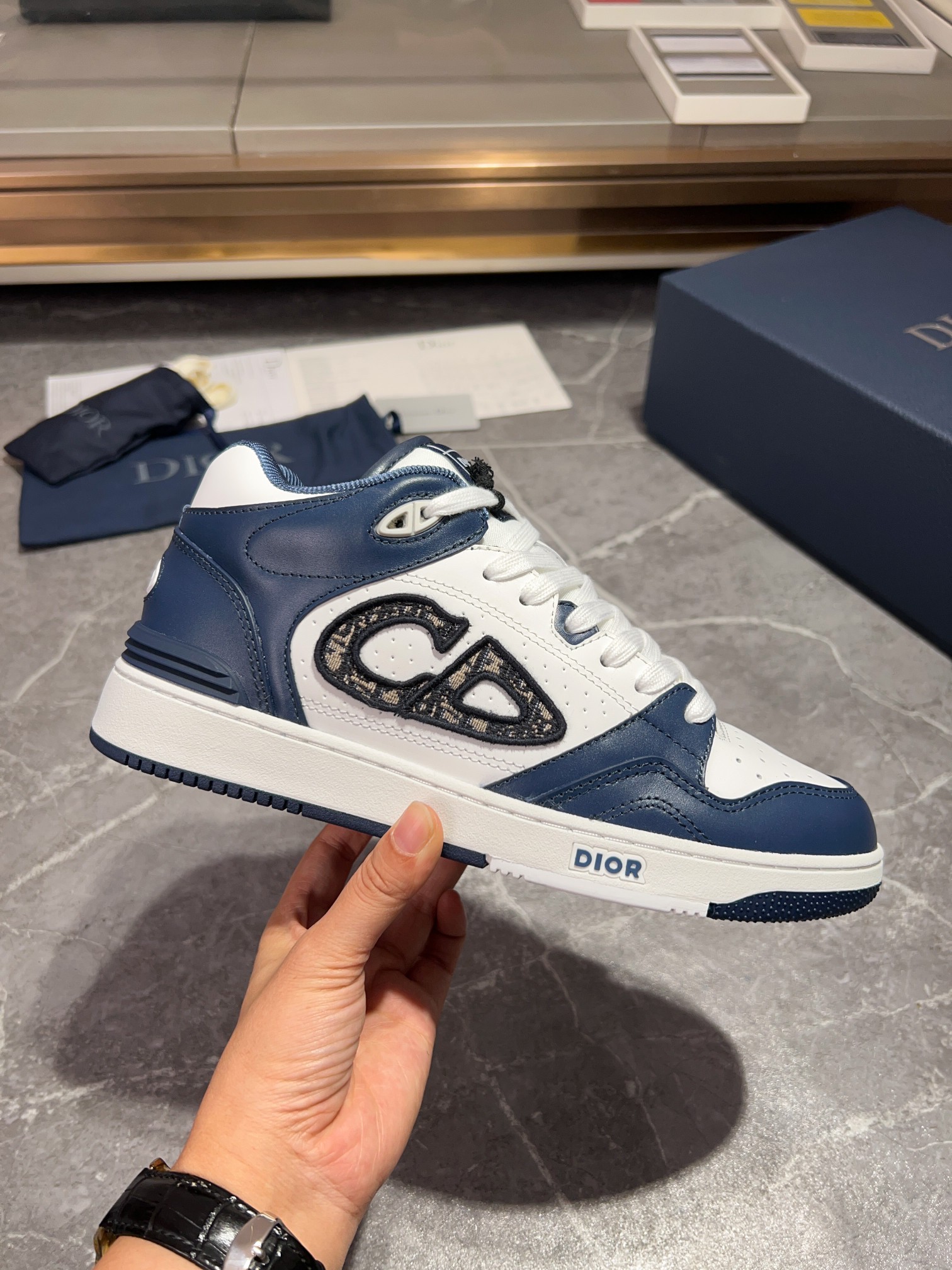[la última coincidencia de color] Dior Dior serie B57 modelos de pareja zapatillas de deporte casual
