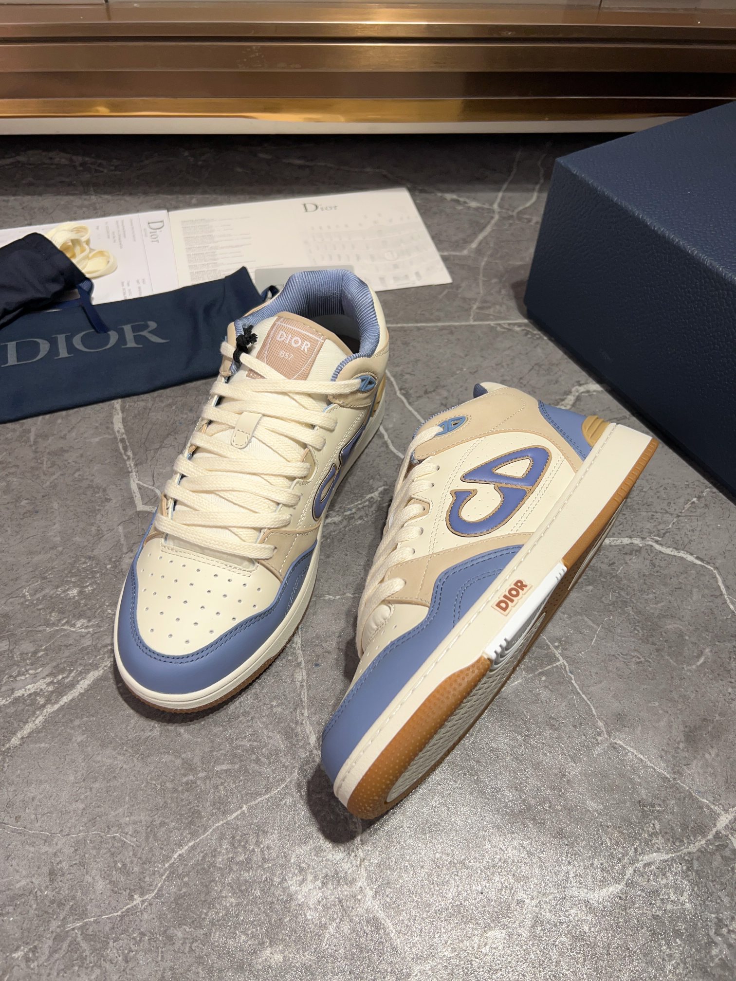 [la última coincidencia de color] Dior Dior serie B57 modelos de pareja zapatillas de deporte casual