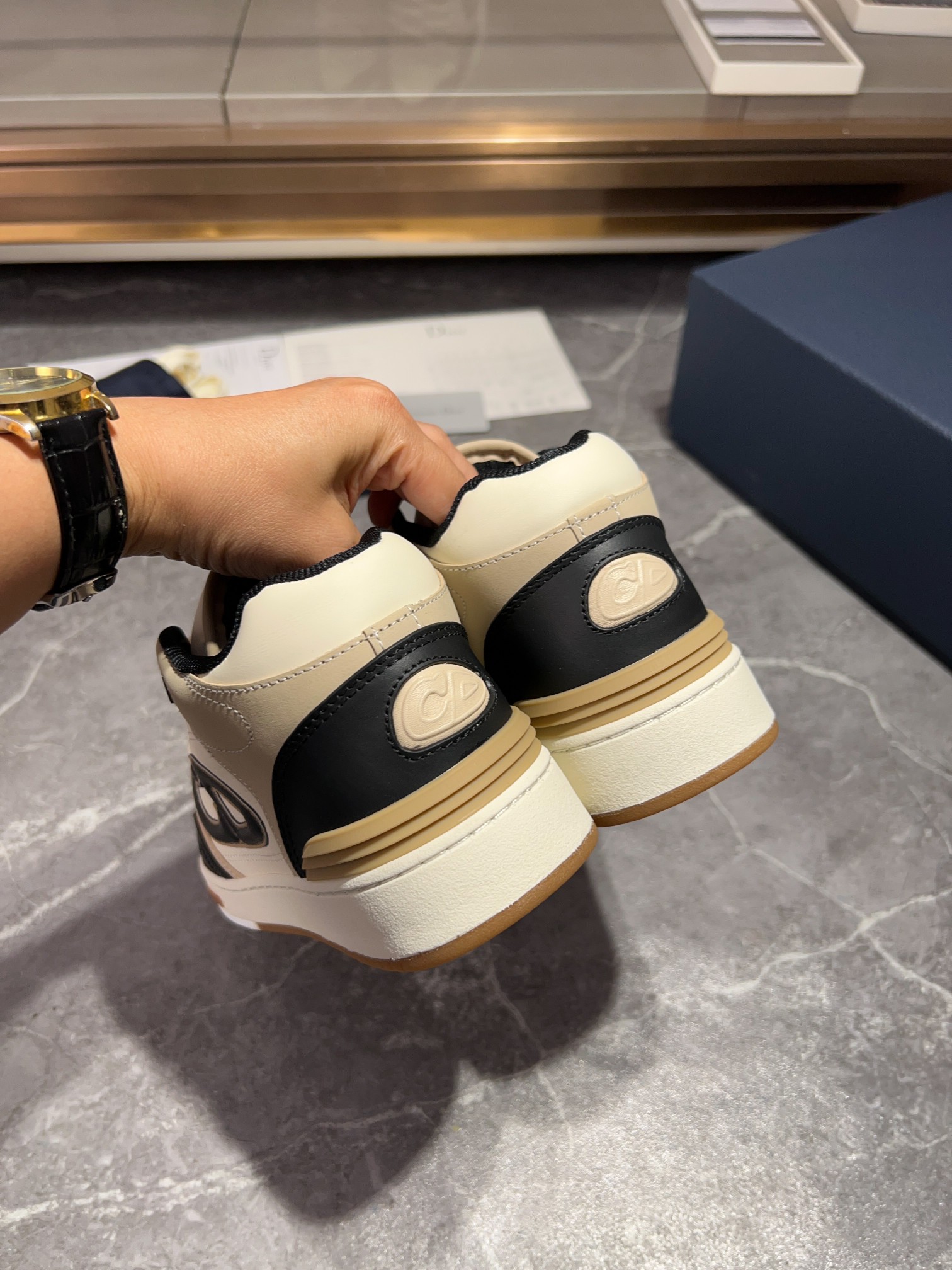 [la última coincidencia de color] Dior Dior serie B57 modelos de pareja zapatillas de deporte casual