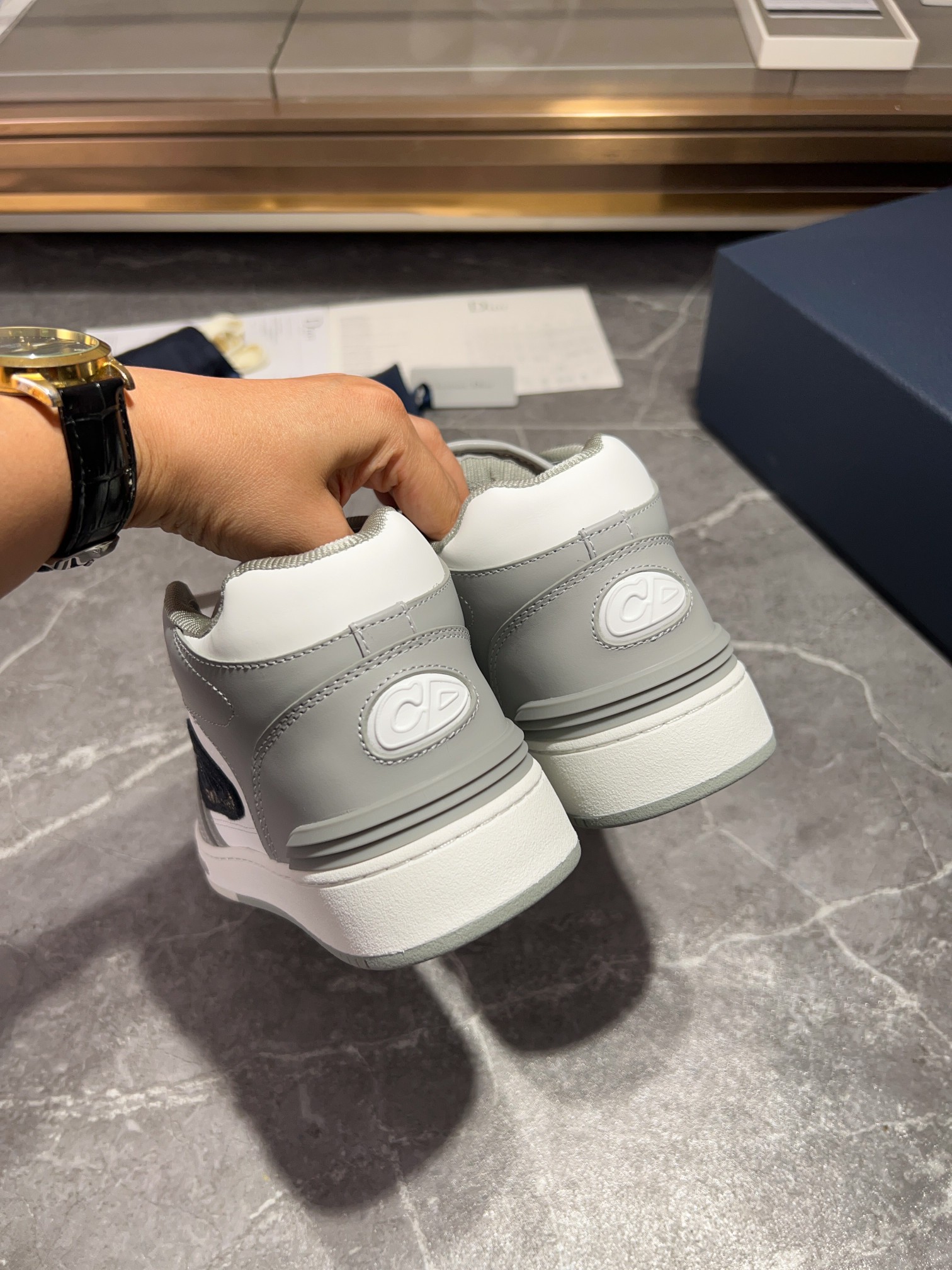 [la última coincidencia de color] Dior Dior serie B57 modelos de pareja zapatillas de deporte casual