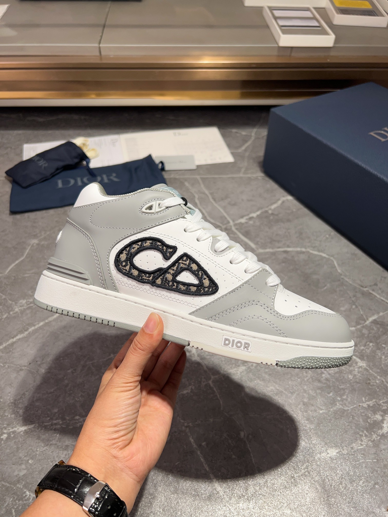 [la última coincidencia de color] Dior Dior serie B57 modelos de pareja zapatillas de deporte casual