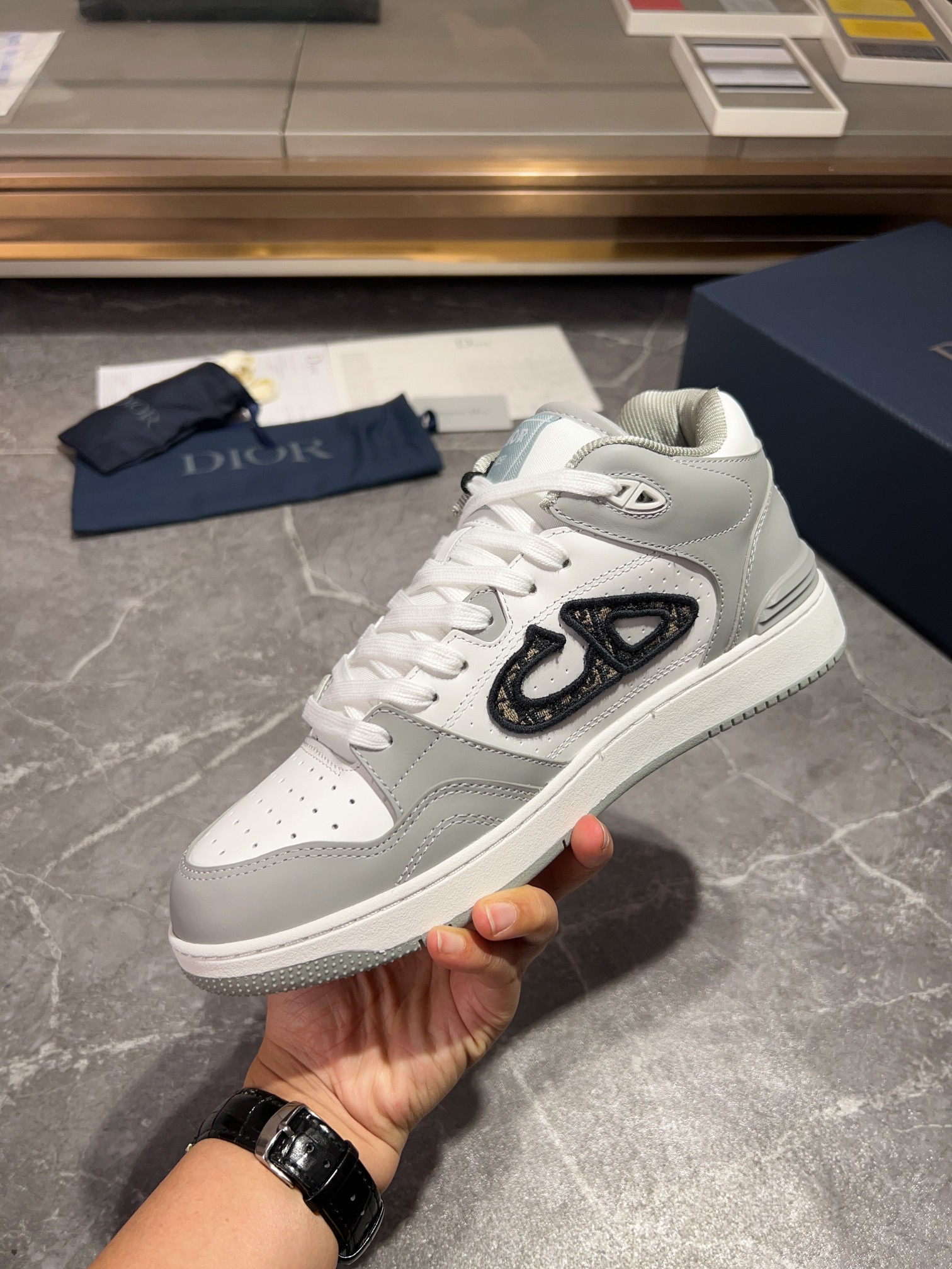 [la última coincidencia de color] Dior Dior serie B57 modelos de pareja zapatillas de deporte casual