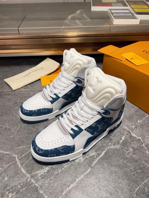 Louis Vuitton Men's High-Top Sneakers Classic Casual Shoes with Damier Pattern 1 Louis Vuitton Men's High-Top Sneakers Classic Casual Shoes with Damier Pattern
