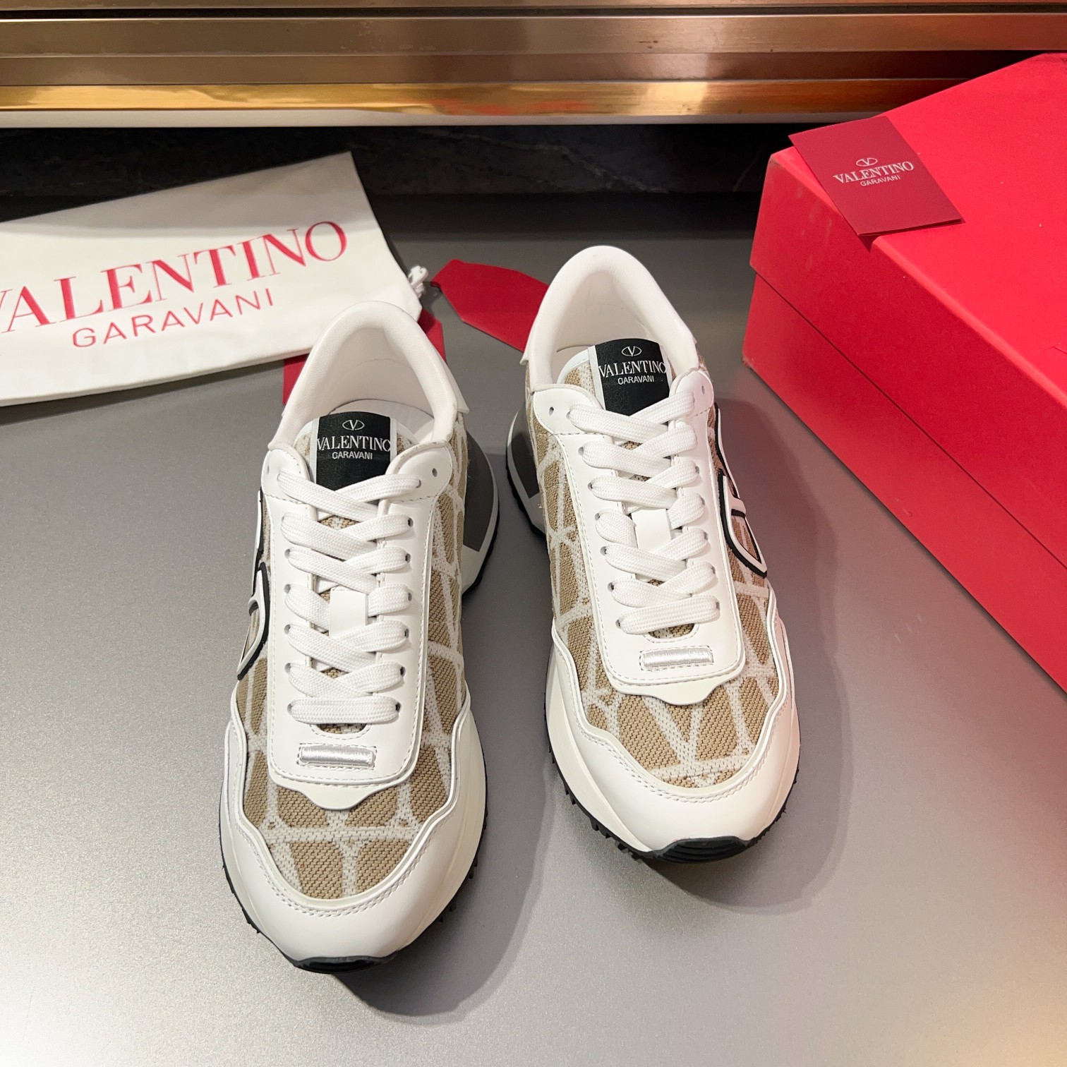 [VALENTINO] Valentino P370-Calidad de gama alta Original único - Superior - Nappa piel de becerro, r