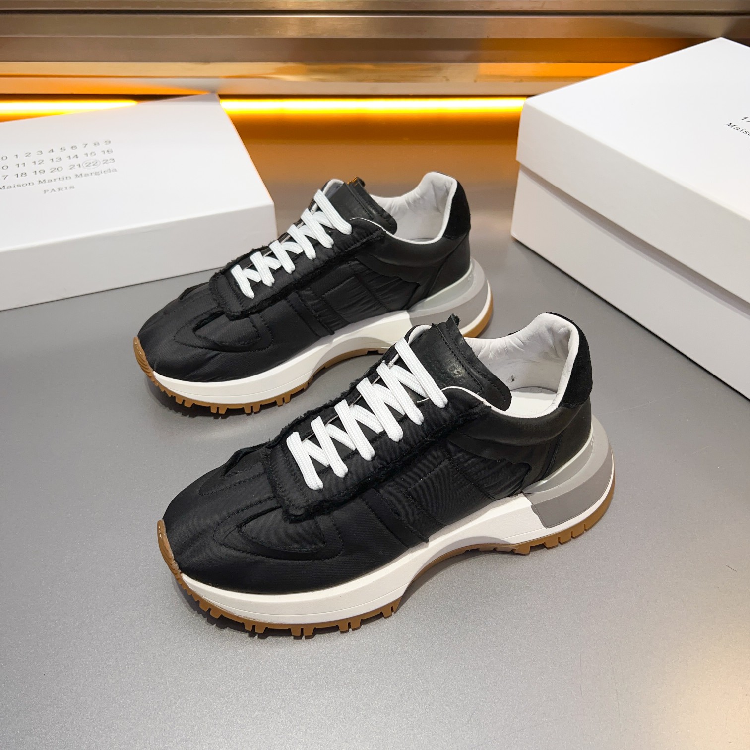 Maison Margiela MM6 Replica Sneakers - Retro Style, Comfortable Fit 3 a1714958224976 5067