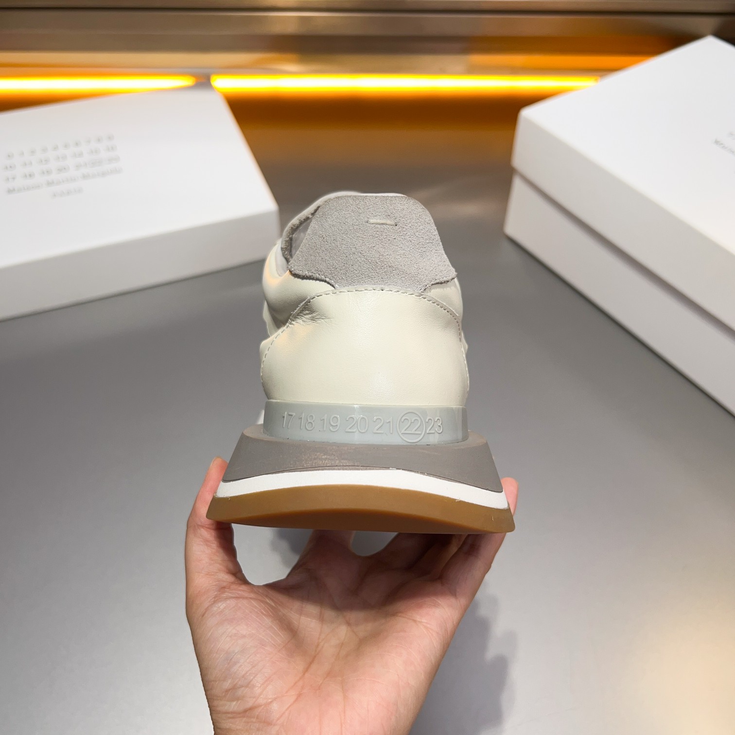 Maison Margiela MM6 Replica Sneakers: Retro Style & Comfort 5 a1714958244133 7628