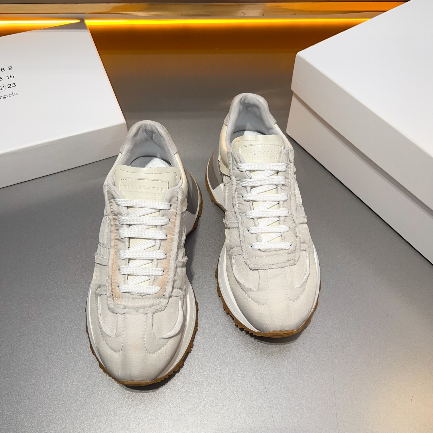 Maison Margiela MM6 Replica Sneakers: Retro Style & Comfort