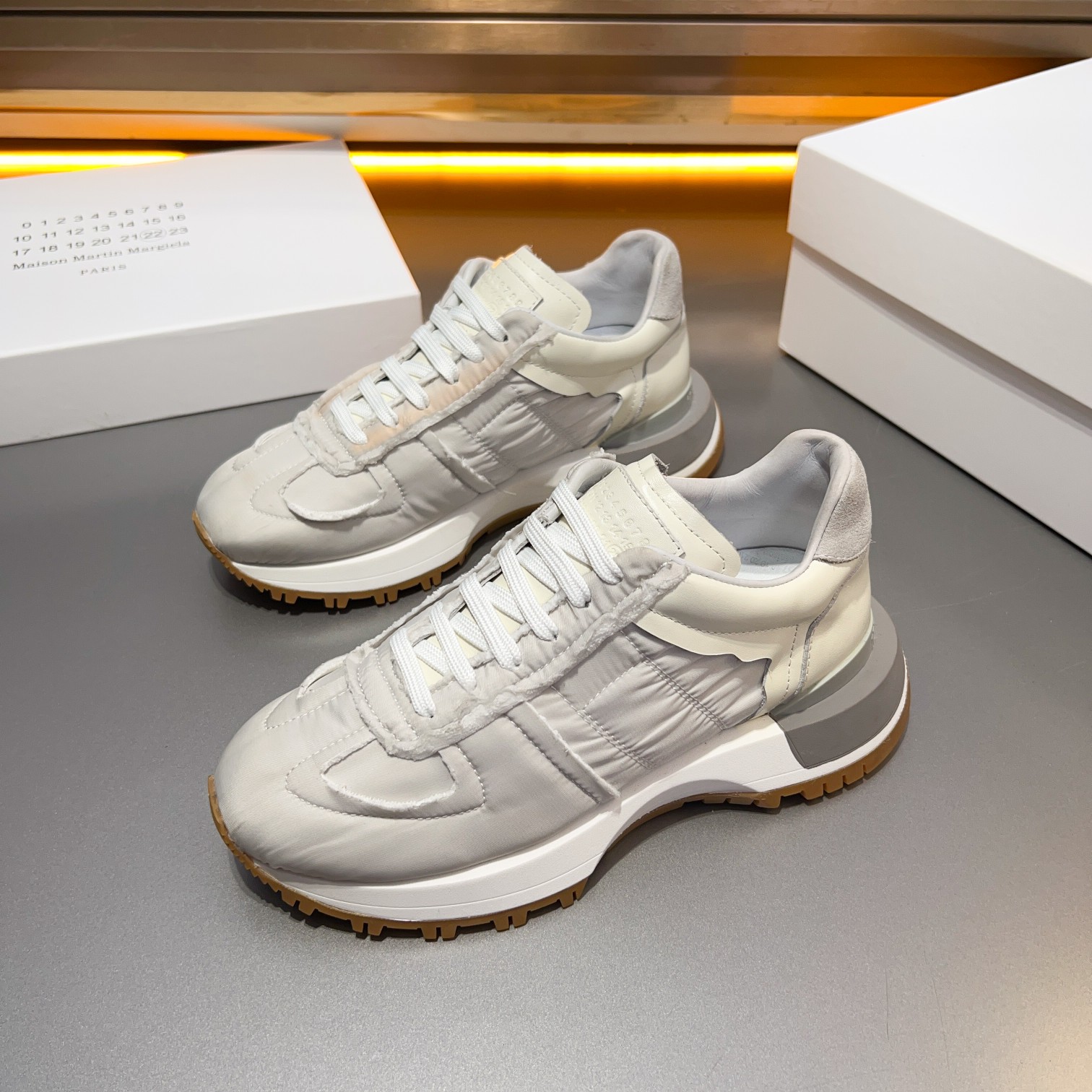 Maison Margiela MM6 Replica Sneakers: Retro Style & Comfort 3 a1714958244251 1865