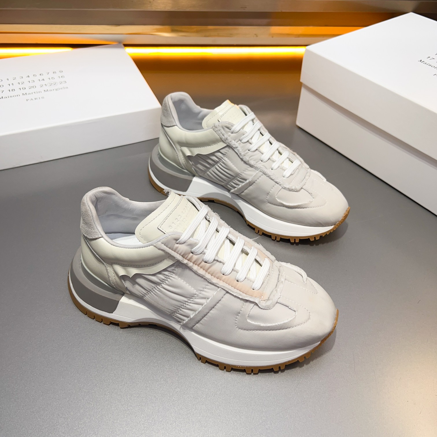 Maison Margiela MM6 Replica Sneakers: Retro Style & Comfort 10 a1714958245460 8767