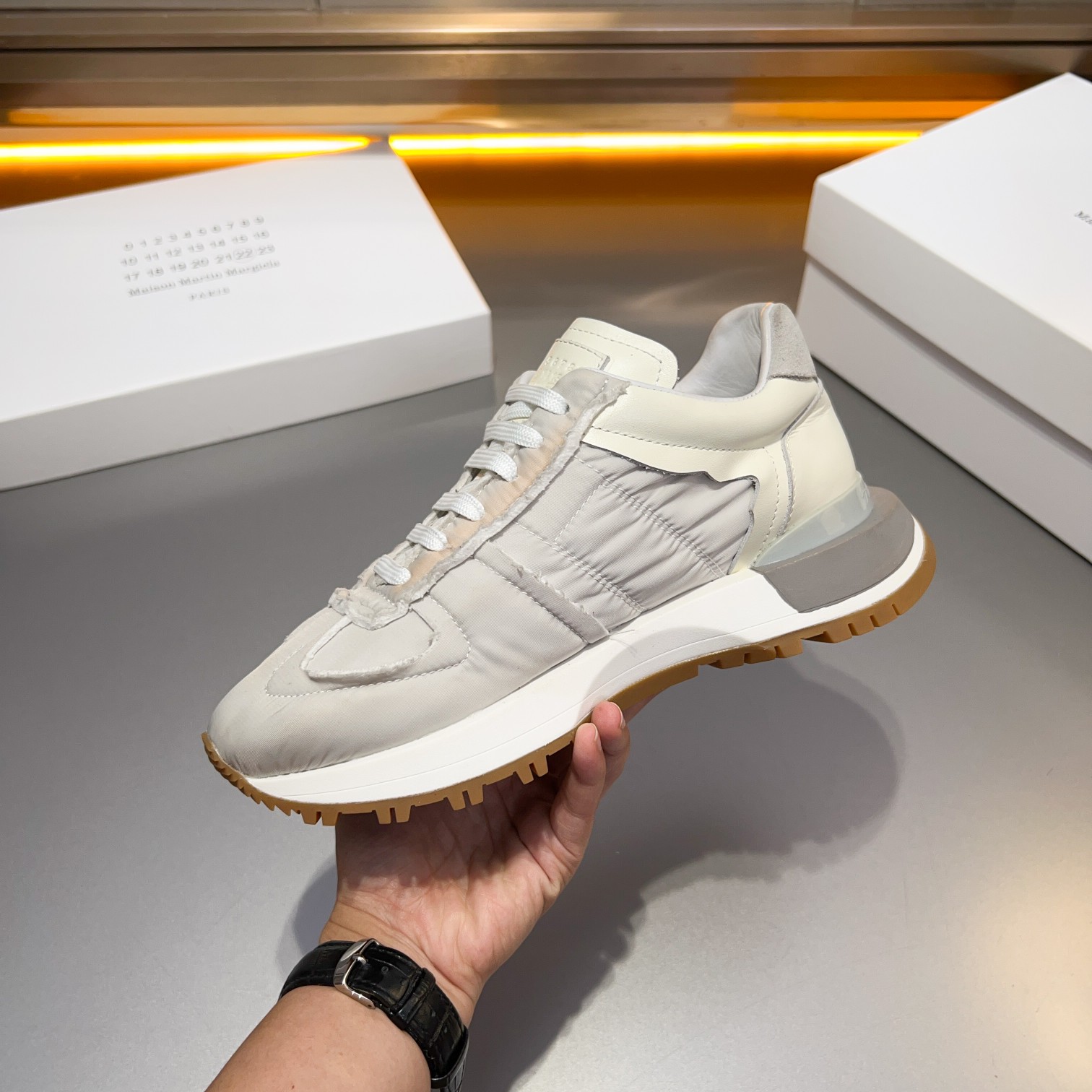 Maison Margiela MM6 Replica Sneakers: Retro Style & Comfort 8 a1714958245477 7475