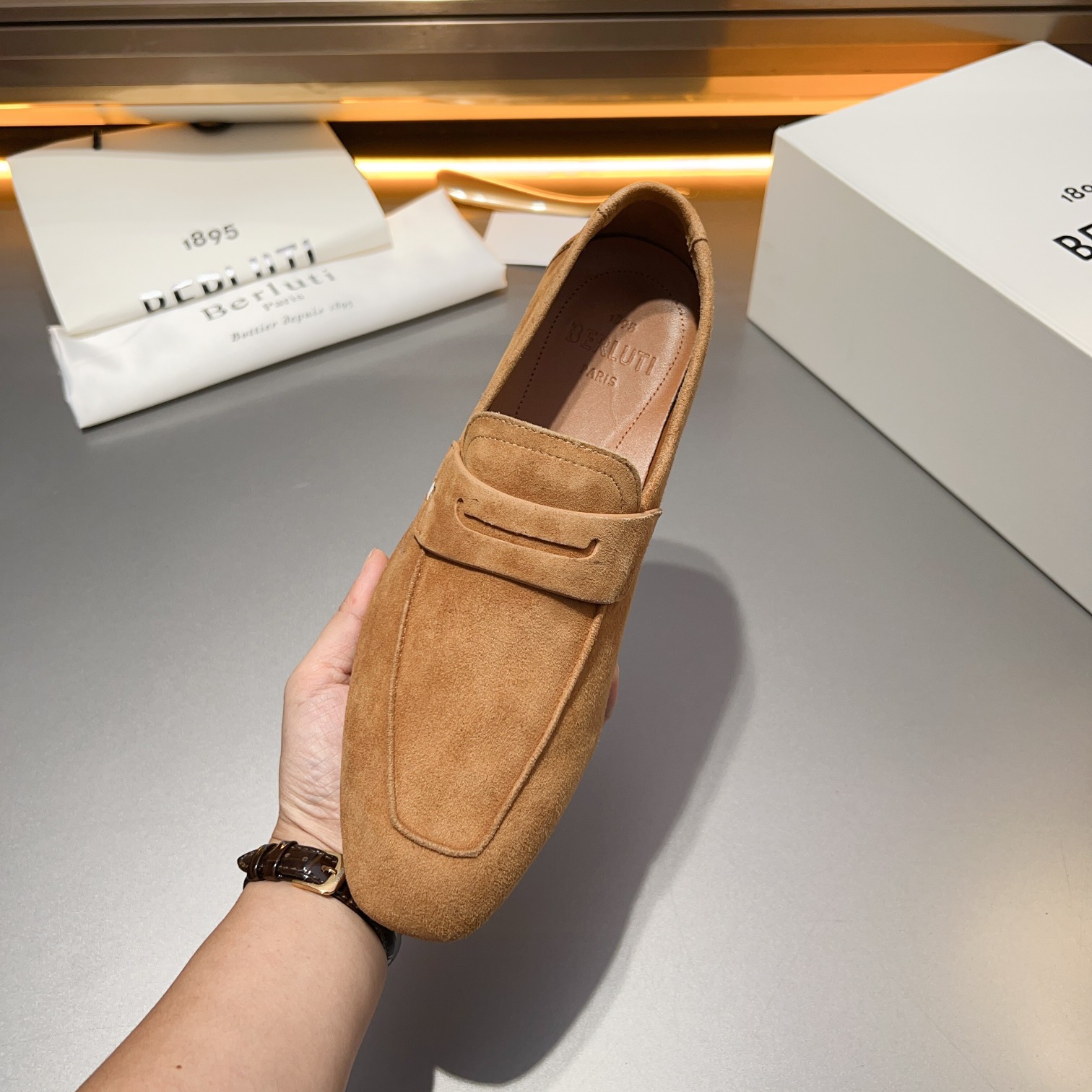 Berluti/Bruti Eden Scritto gráfico de cuero penny loafers modelos de los hombres slip-on, hecha de c