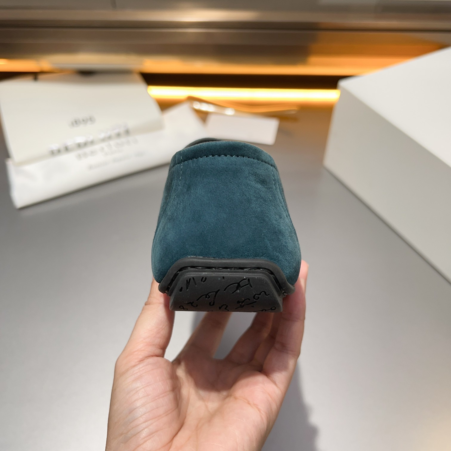 Berluti/Bruti Eden Scritto gráfico de cuero penny loafers modelos de los hombres slip-on, hecha de c