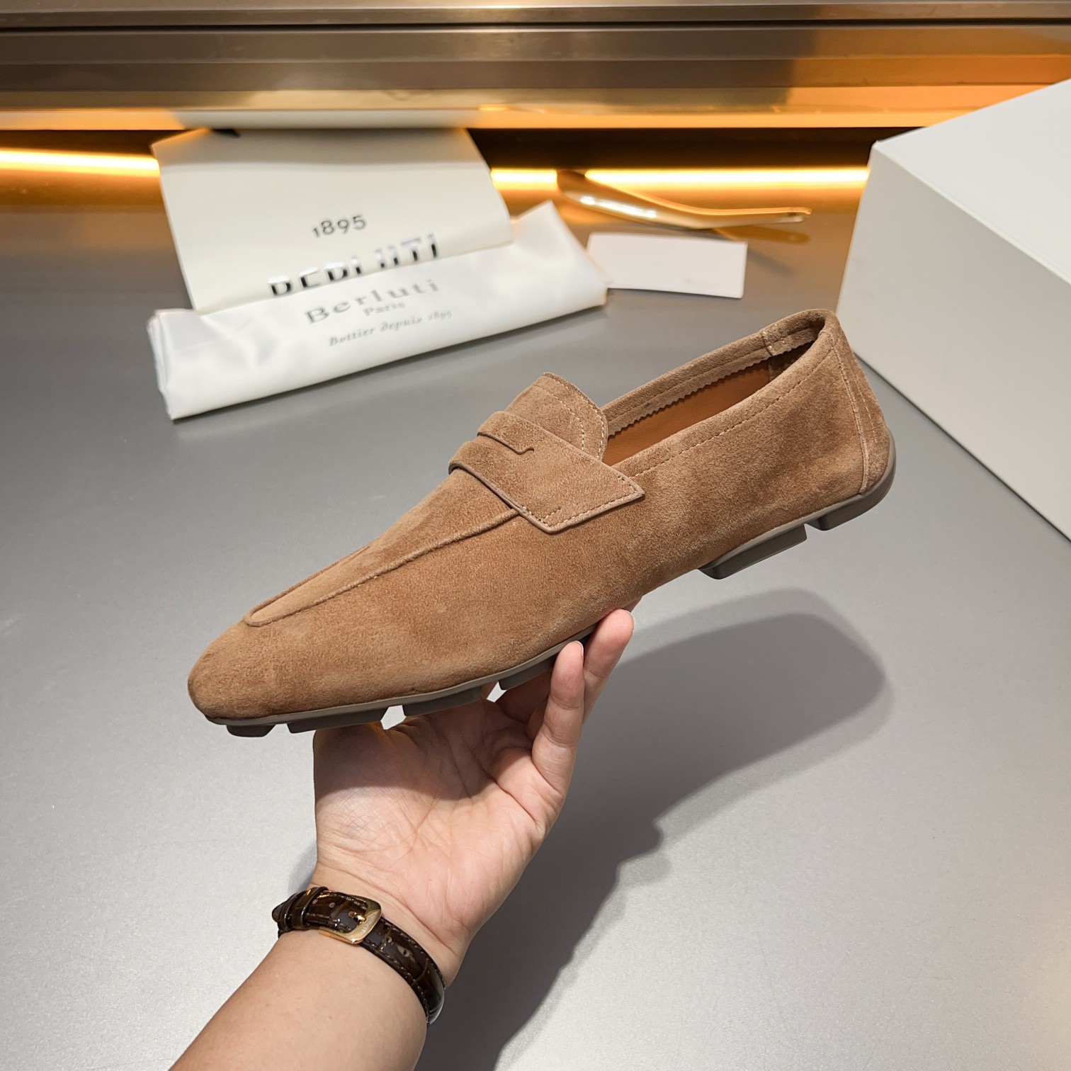 Berluti/Bruti Eden Scritto gráfico de cuero penny loafers modelos de los hombres slip-on, hecha de c