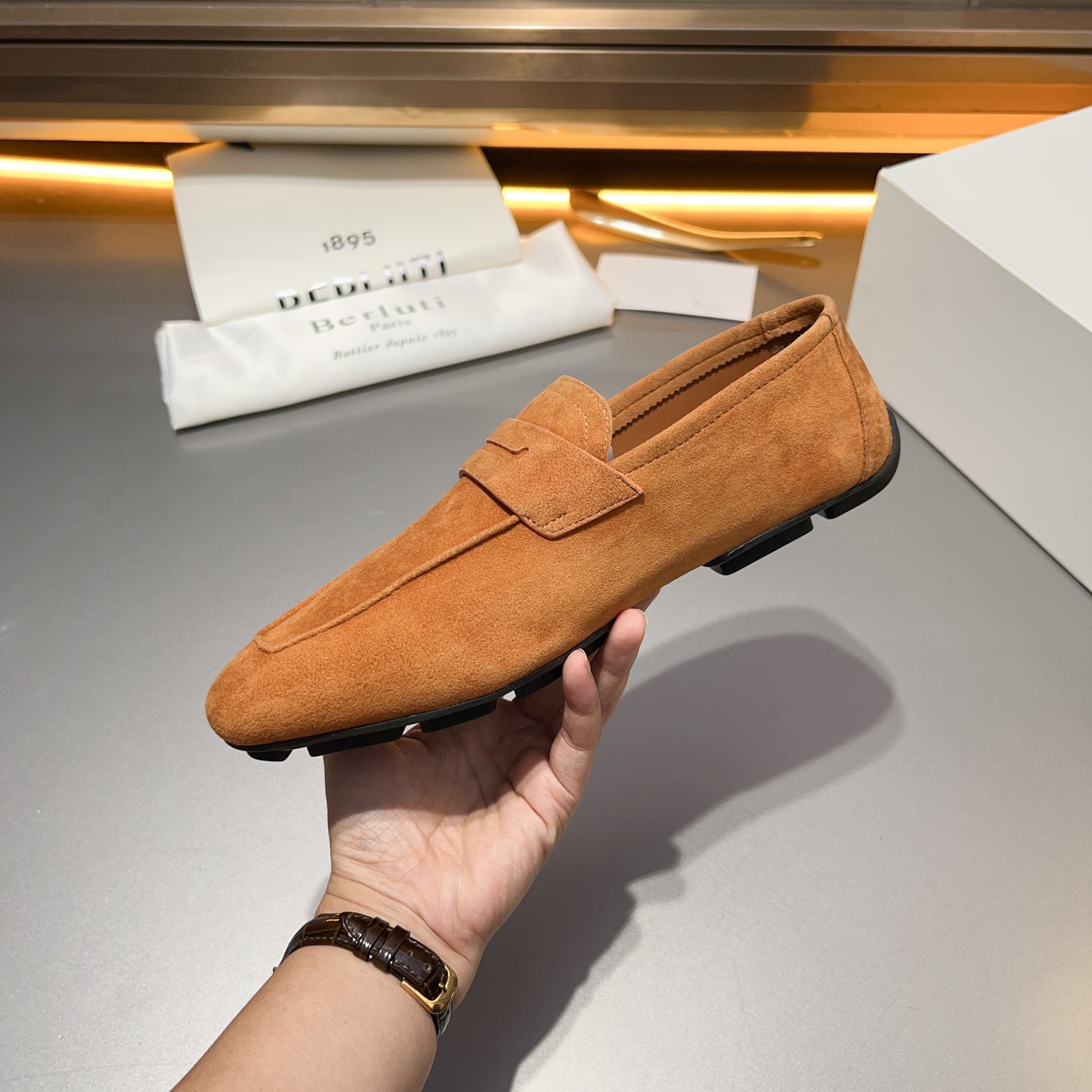 Berluti/Bruti Eden Scritto gráfico de cuero penny loafers modelos de los hombres slip-on, hecha de c