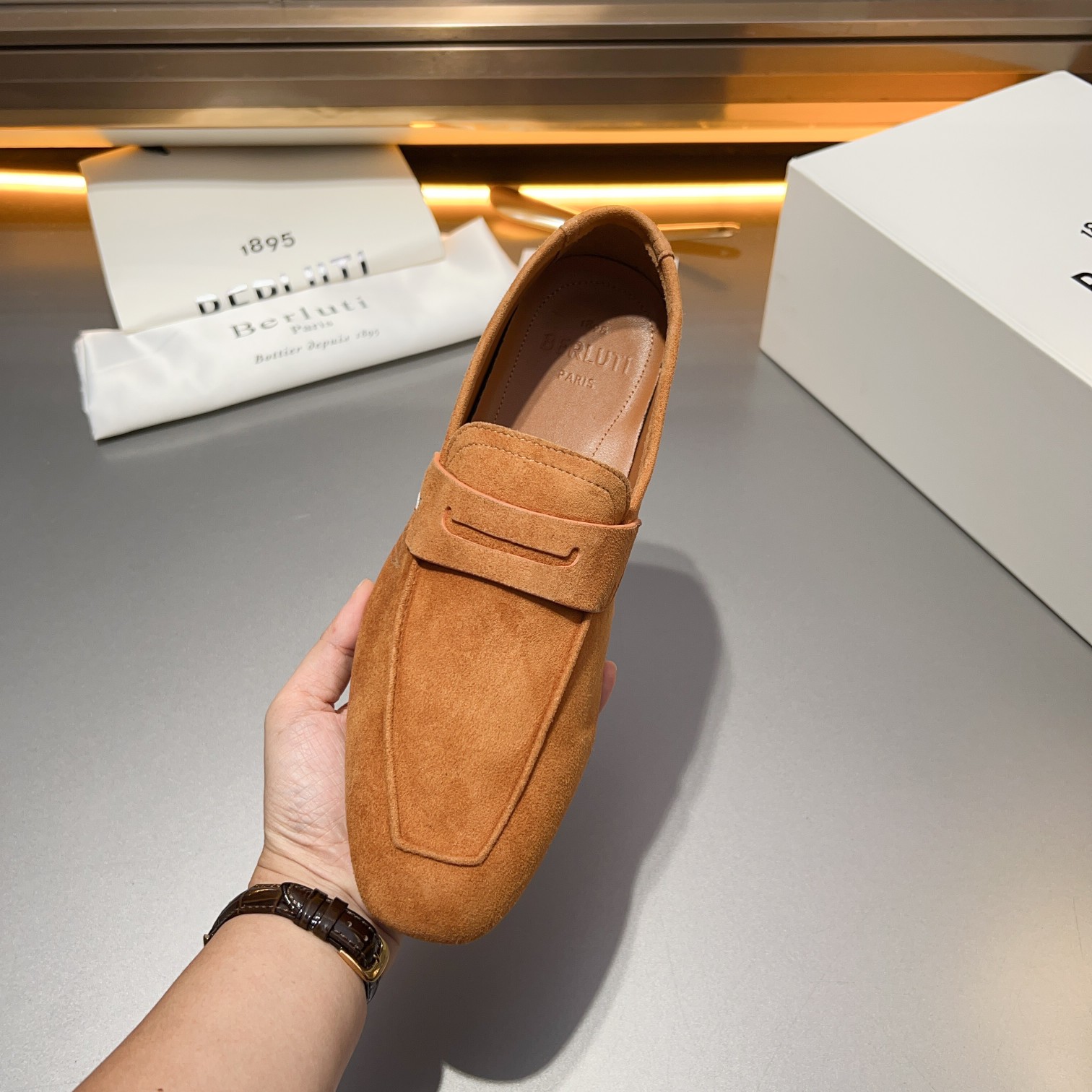 Berluti/Bruti Eden Scritto gráfico de cuero penny loafers modelos de los hombres slip-on, hecha de c
