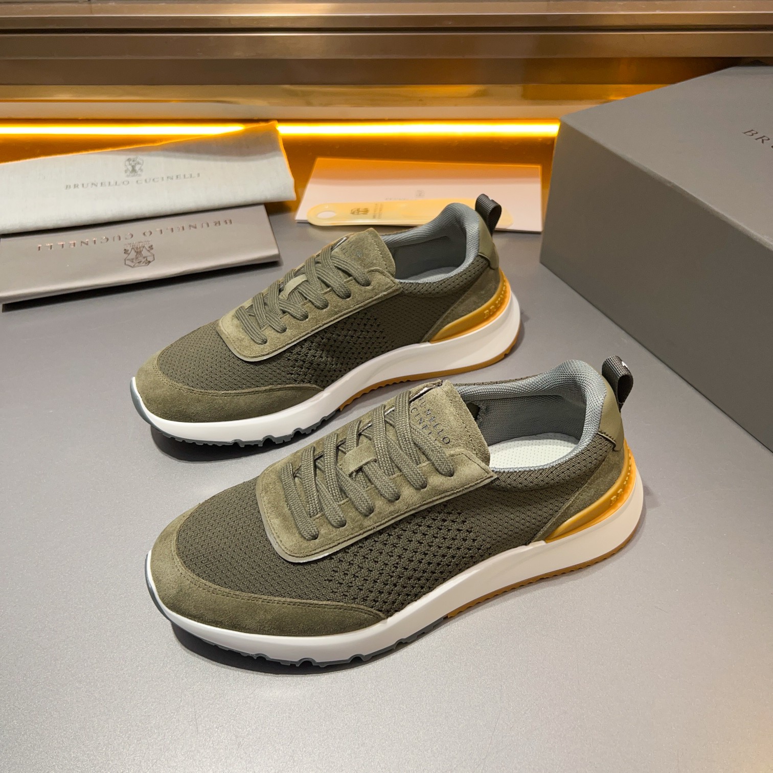 Brunello Cucinelli Primavera/Verano Nuevo Bloque de color de los zapatos de los hombres del tablero 