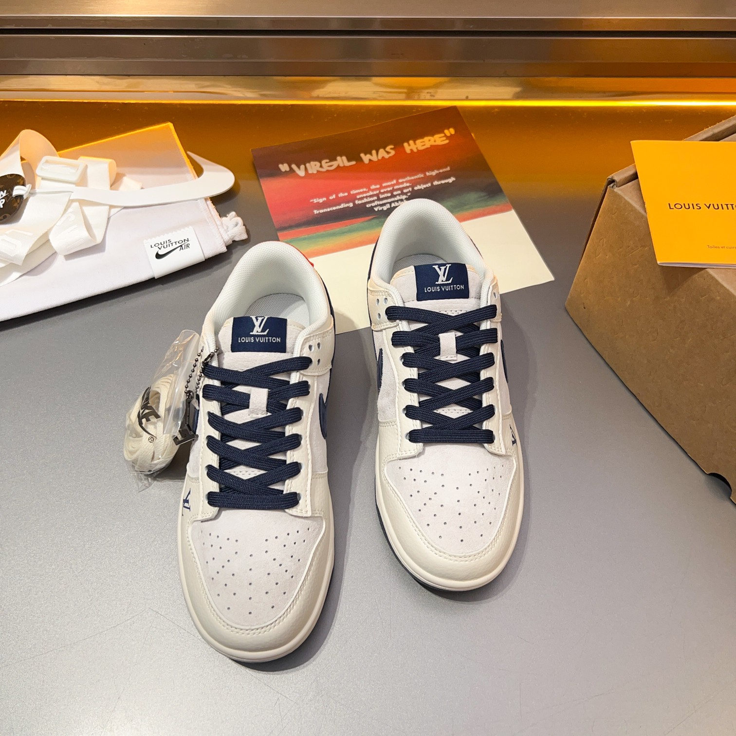 L.v* X nike de marca compartida están confeccionadas en piel de vacuno con cabeza empalmada con orig