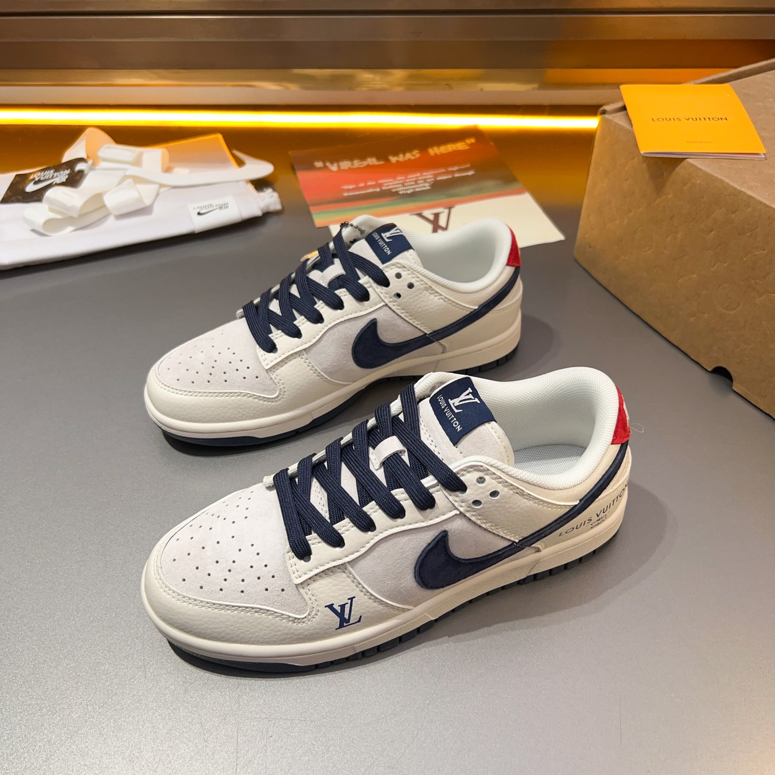 L.v* X nike de marca compartida están confeccionadas en piel de vacuno con cabeza empalmada con orig