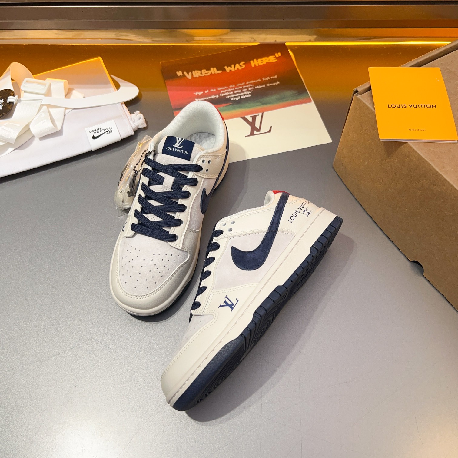 L.v* X nike de marca compartida están confeccionadas en piel de vacuno con cabeza empalmada con orig