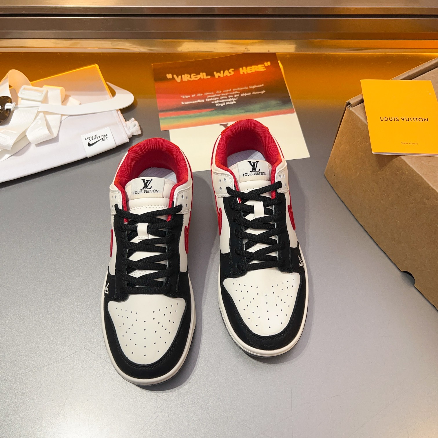 L.v* X nike de marca compartida están confeccionadas en piel de vacuno con cabeza empalmada con orig