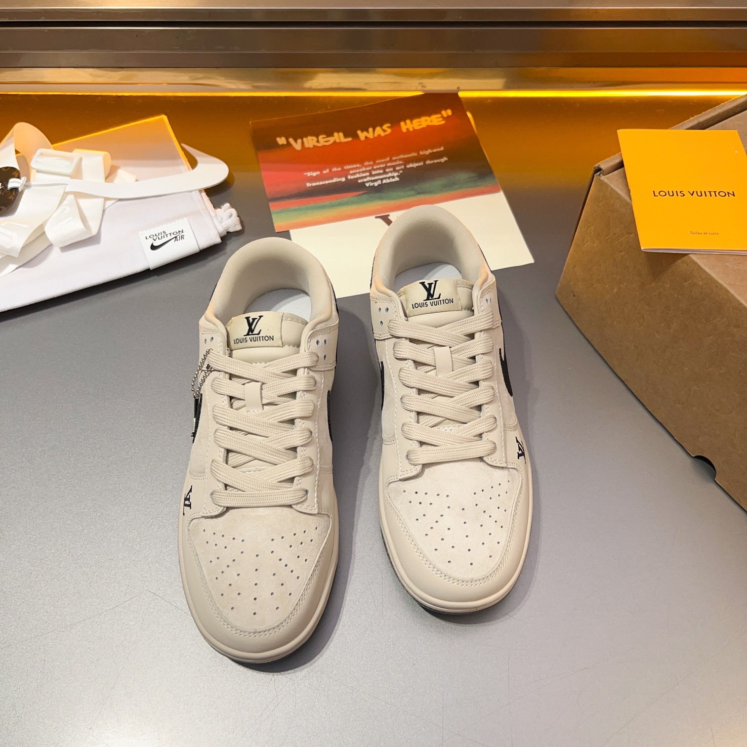 L.v* X nike de marca compartida están confeccionadas en piel de vacuno con cabeza empalmada con orig