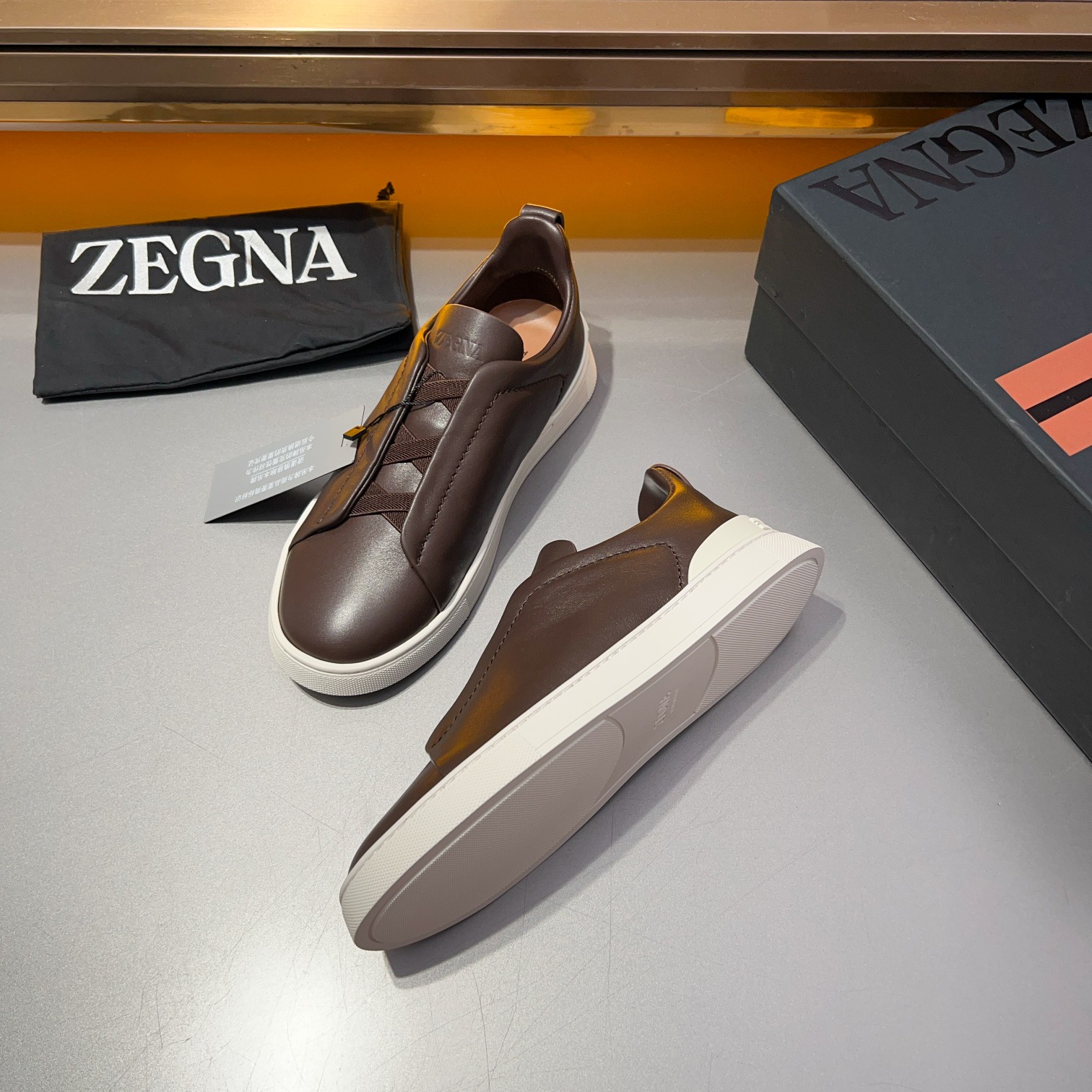 370Ermenegildo Zegna Ermenegildo Zegna Piel lisa Zapatillas bajas TIZIANOLas zapatillas bajas Tizian