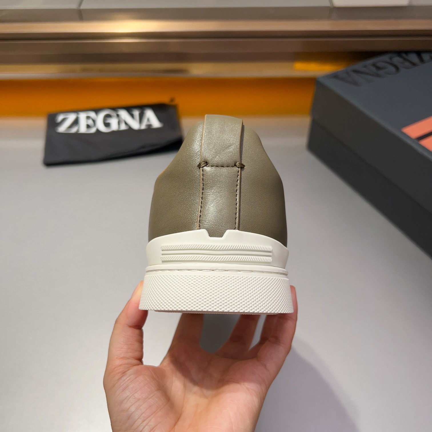 370Ermenegildo Zegna Ermenegildo Zegna Piel lisa Zapatillas bajas TIZIANOLas zapatillas bajas Tizian
