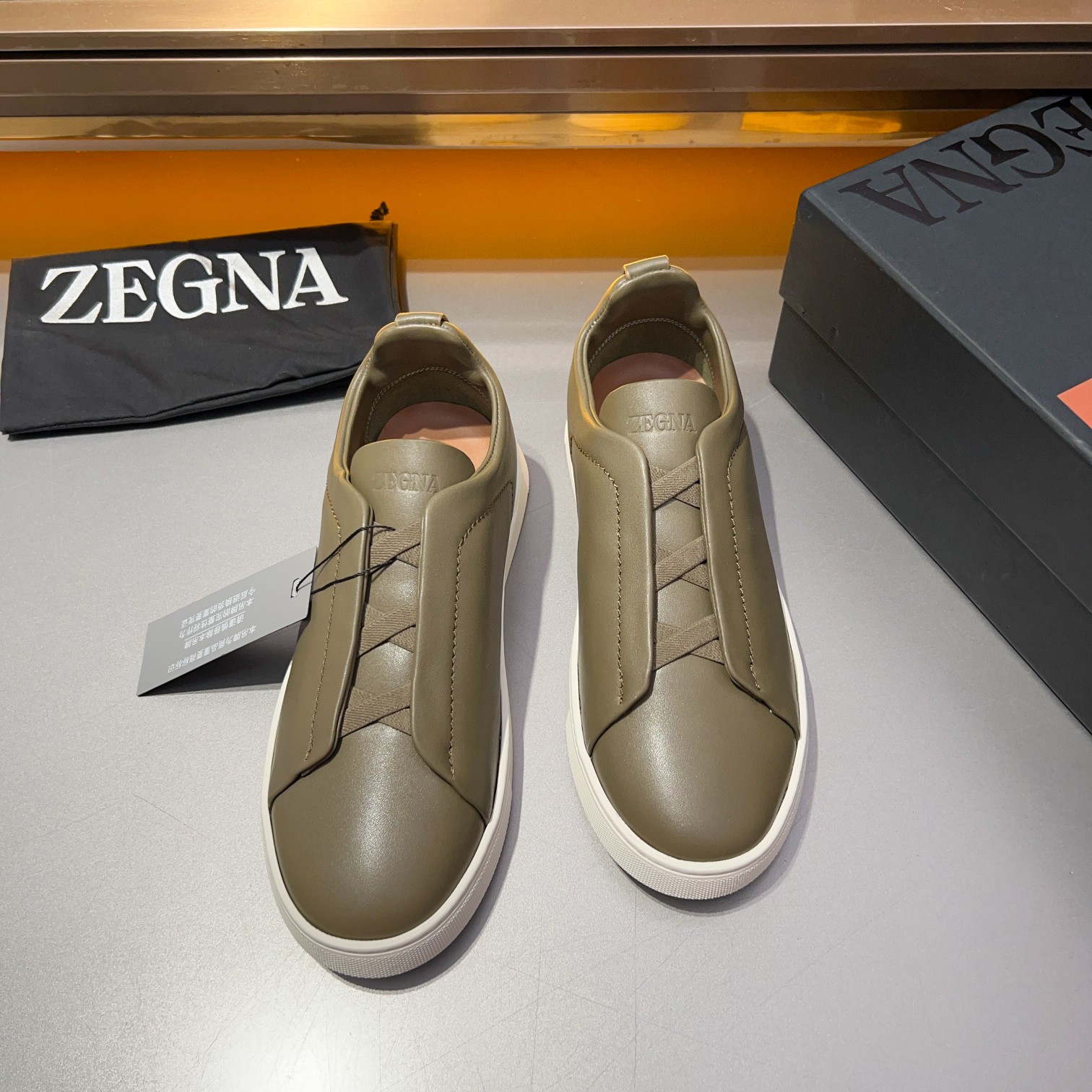 370Ermenegildo Zegna Ermenegildo Zegna Piel lisa Zapatillas bajas TIZIANOLas zapatillas bajas Tizian
