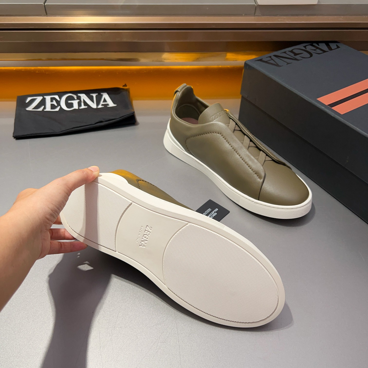 370Ermenegildo Zegna Ermenegildo Zegna Piel lisa Zapatillas bajas TIZIANOLas zapatillas bajas Tizian