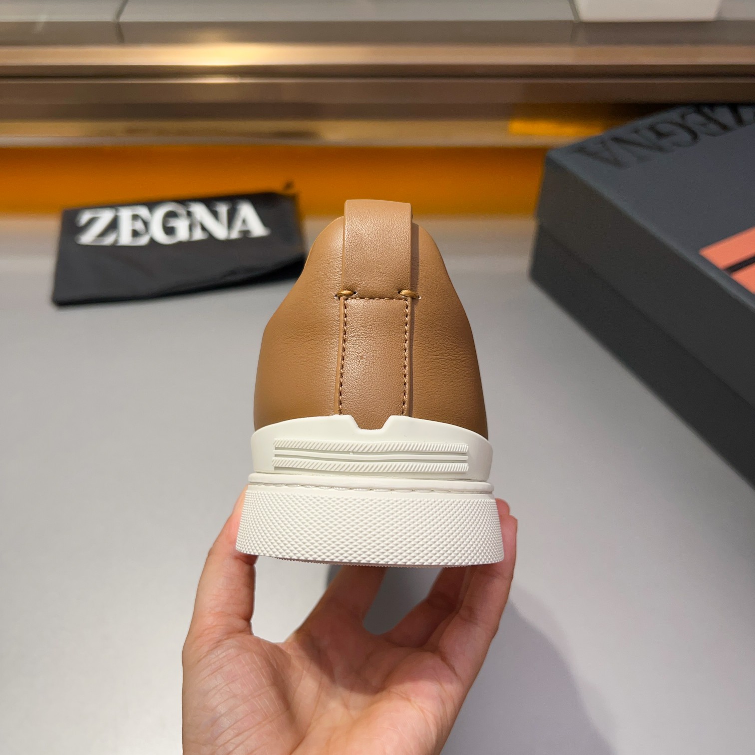 370Ermenegildo Zegna Ermenegildo Zegna Piel lisa Zapatillas bajas TIZIANOLas zapatillas bajas Tizian