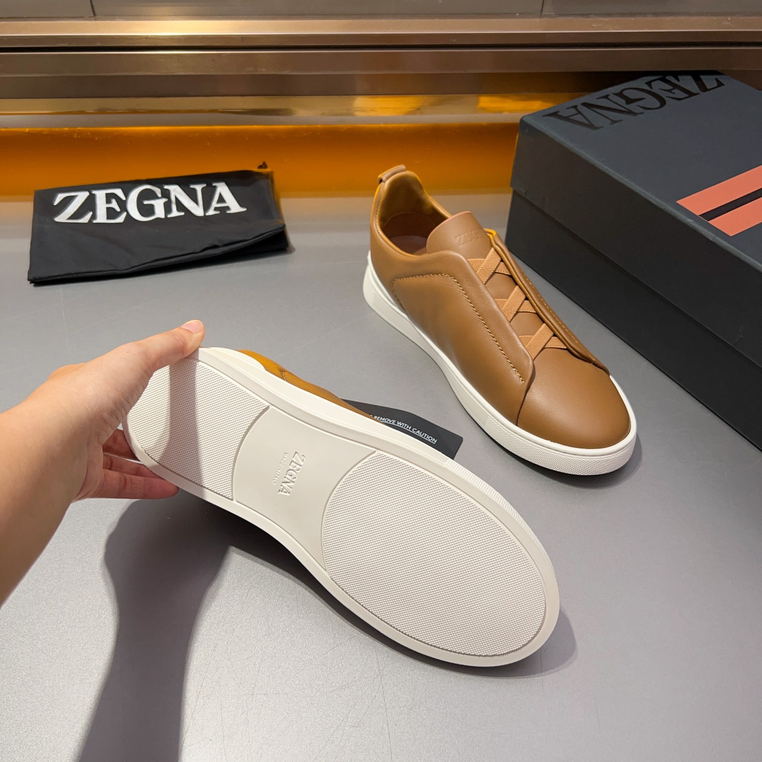 370Ermenegildo Zegna Ermenegildo Zegna Piel lisa Zapatillas bajas TIZIANOLas zapatillas bajas Tizian