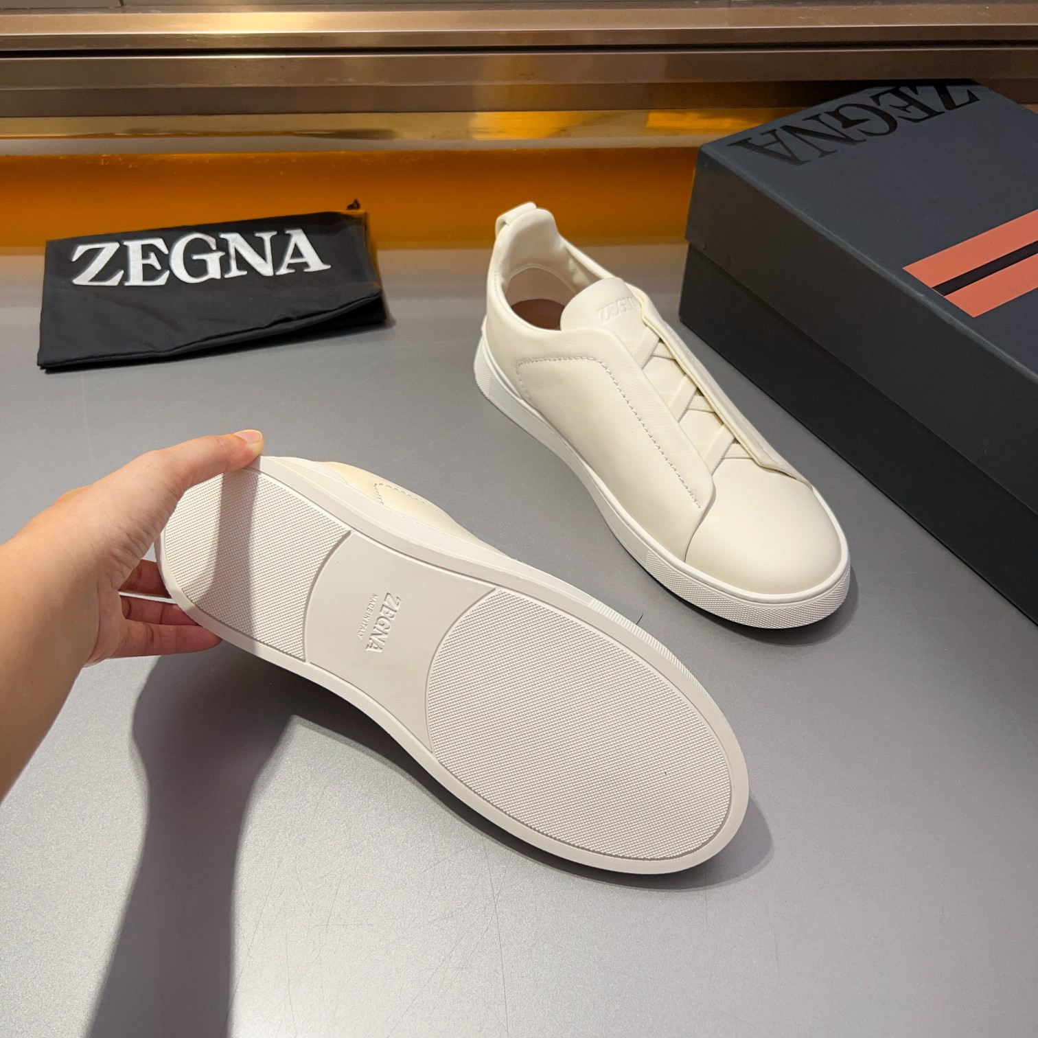 370Ermenegildo Zegna Ermenegildo Zegna Piel lisa Zapatillas bajas TIZIANOLas zapatillas bajas Tizian