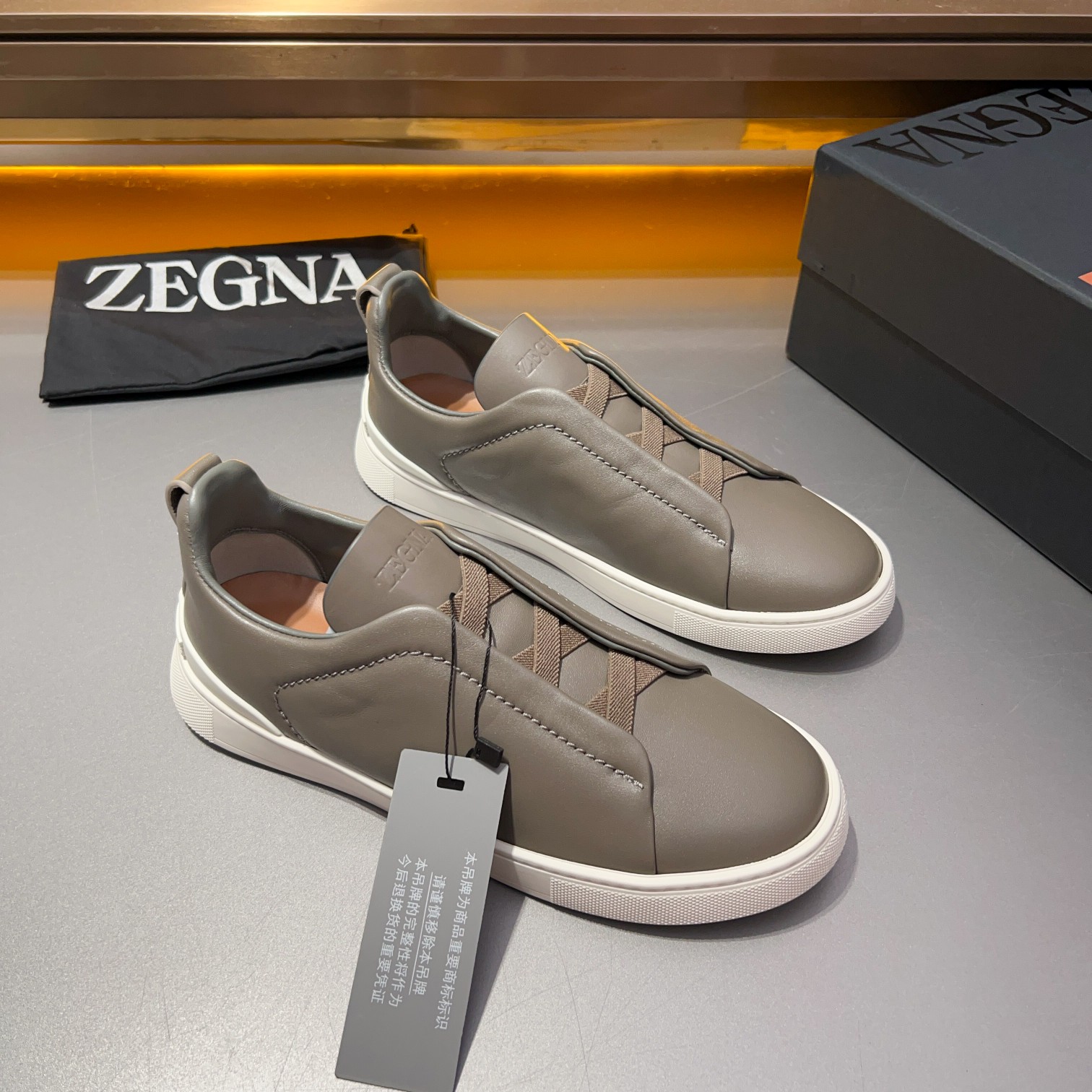 370Ermenegildo Zegna Ermenegildo Zegna Piel lisa Zapatillas bajas TIZIANOLas zapatillas bajas Tizian