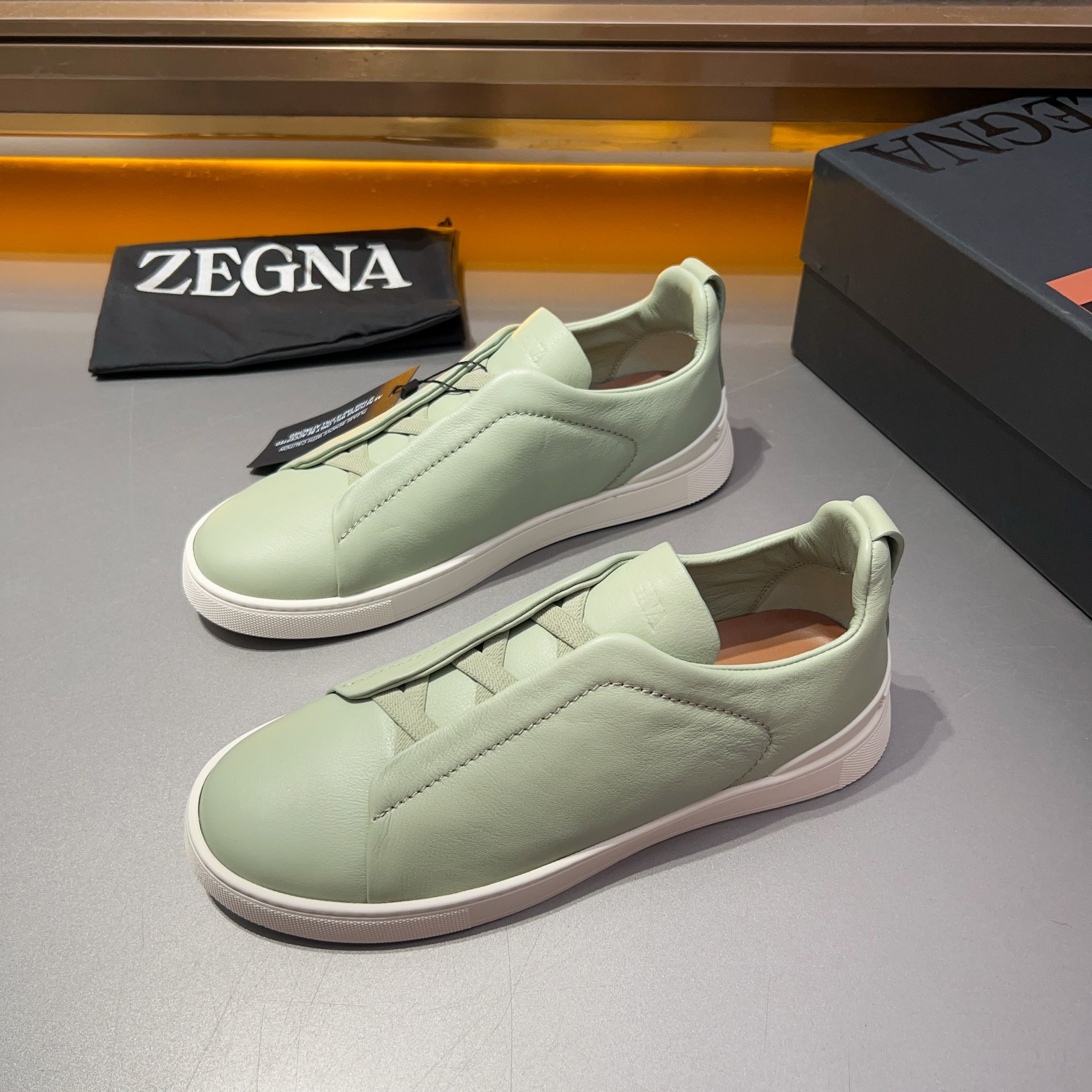 370Ermenegildo Zegna Ermenegildo Zegna Piel lisa Zapatillas bajas TIZIANOLas zapatillas bajas Tizian