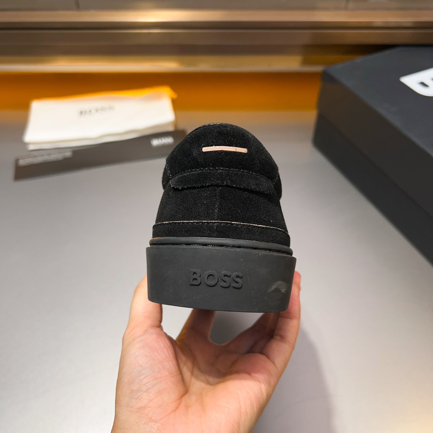 BOS* - Hugo Boss. Marca alemana de gama alta. Contra sincronizado nuevo, de lujo de gama alta de dis