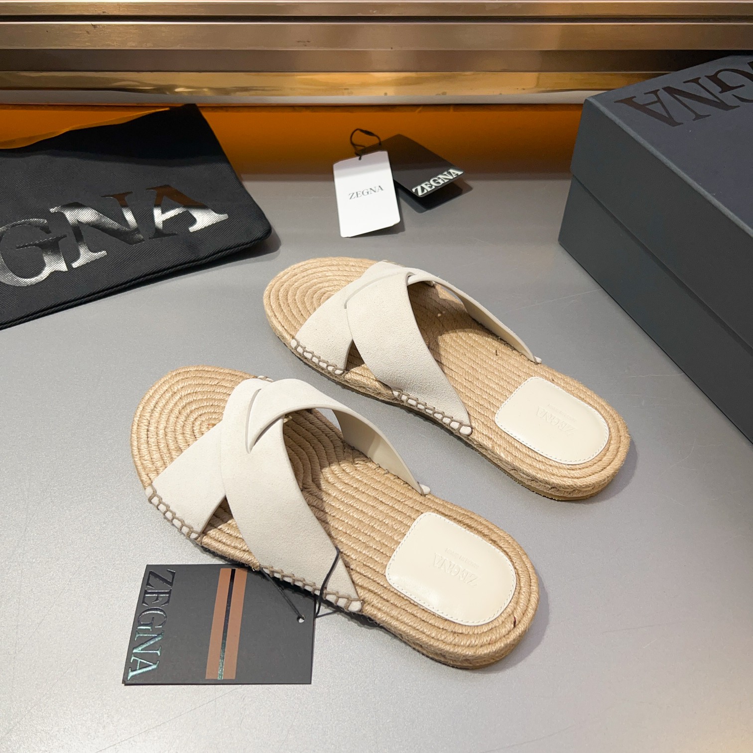 ErmenegildoZegna Zegna Zegna zapatillas 2024 Wu Lei estrella con los mismos modelos ‼ primavera y ve