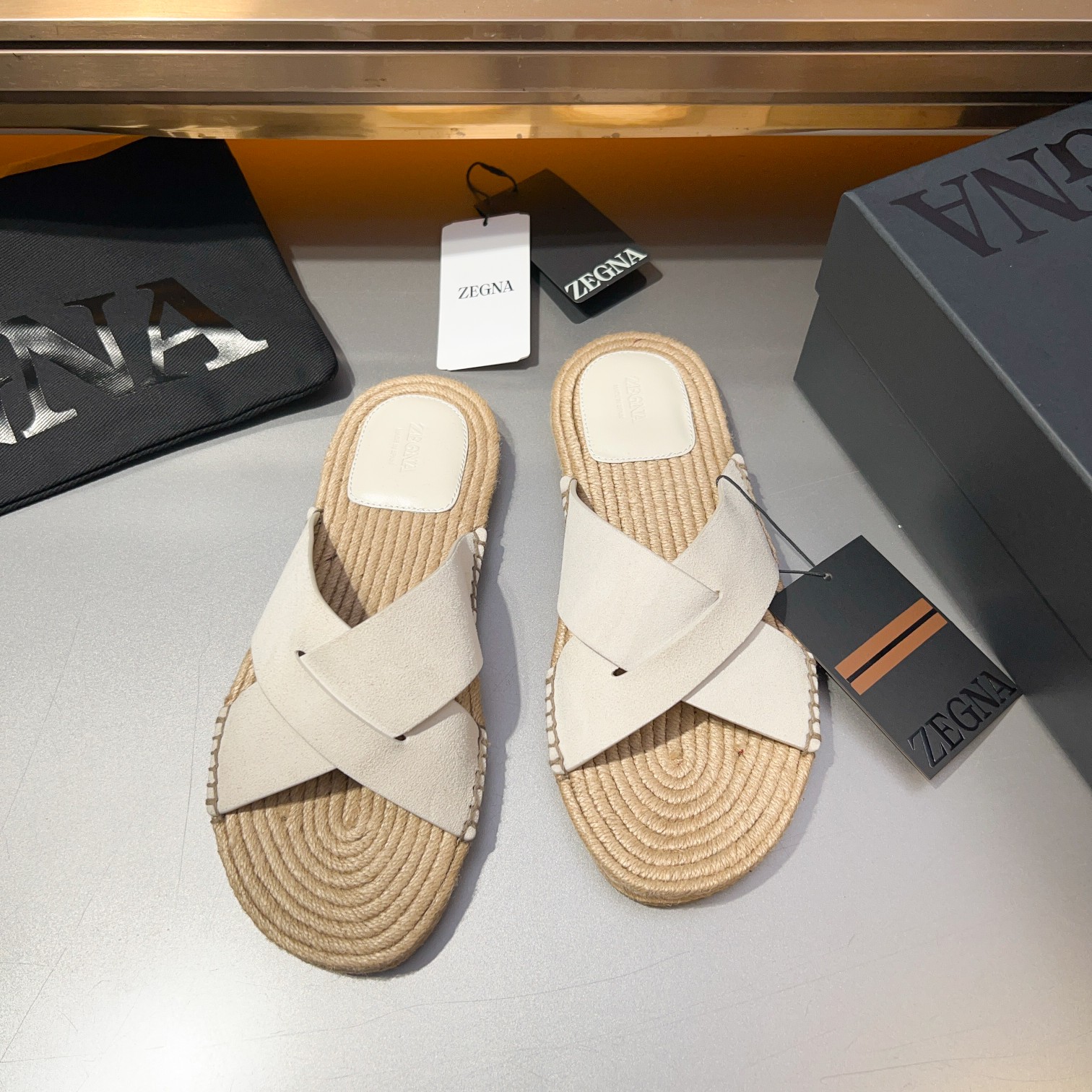 ErmenegildoZegna Zegna Zegna zapatillas 2024 Wu Lei estrella con los mismos modelos ‼ primavera y ve