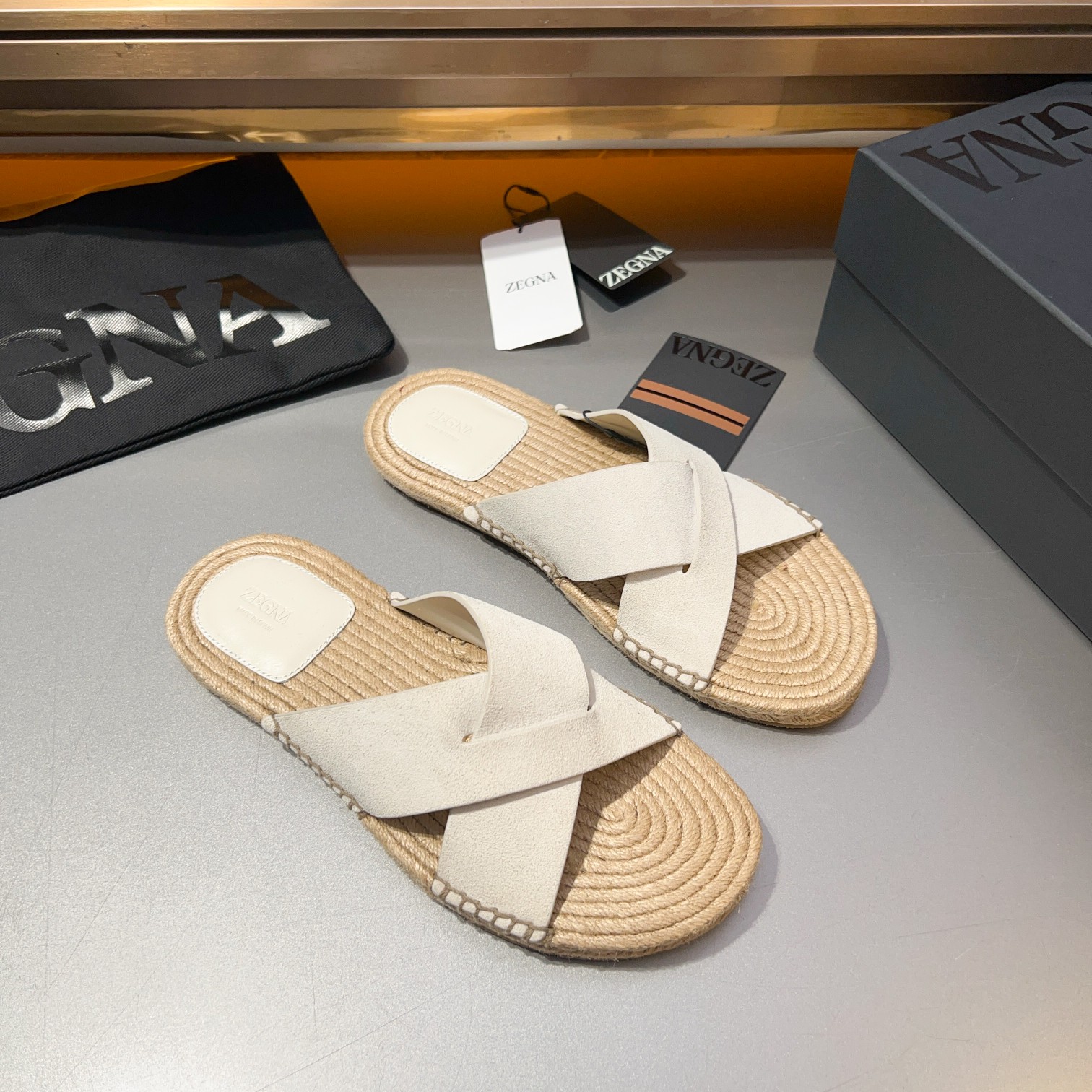 ErmenegildoZegna Zegna Zegna zapatillas 2024 Wu Lei estrella con los mismos modelos ‼ primavera y ve
