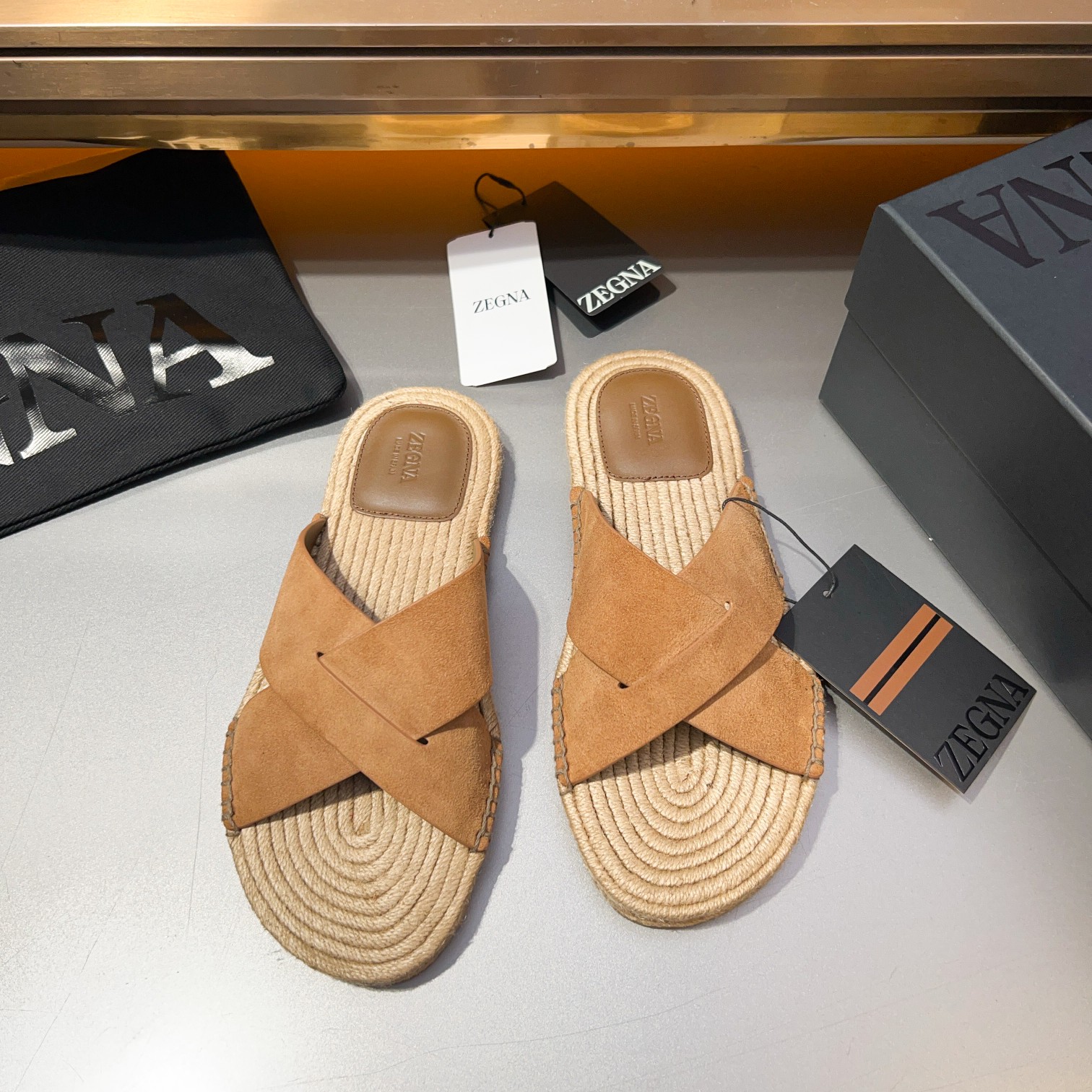 ErmenegildoZegna Zegna Zegna zapatillas 2024 Wu Lei estrella con los mismos modelos ‼ primavera y ve