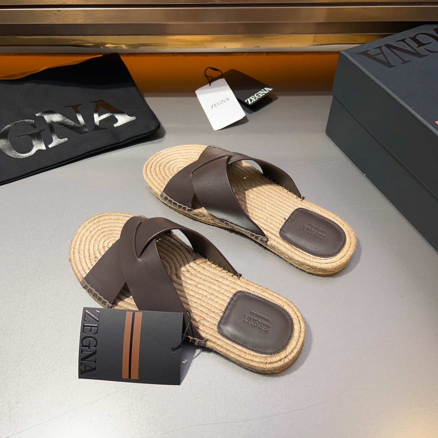 ErmenegildoZegna Zegna Zegna zapatillas 2024 Wu Lei estrella con los mismos modelos ‼ primavera y ve