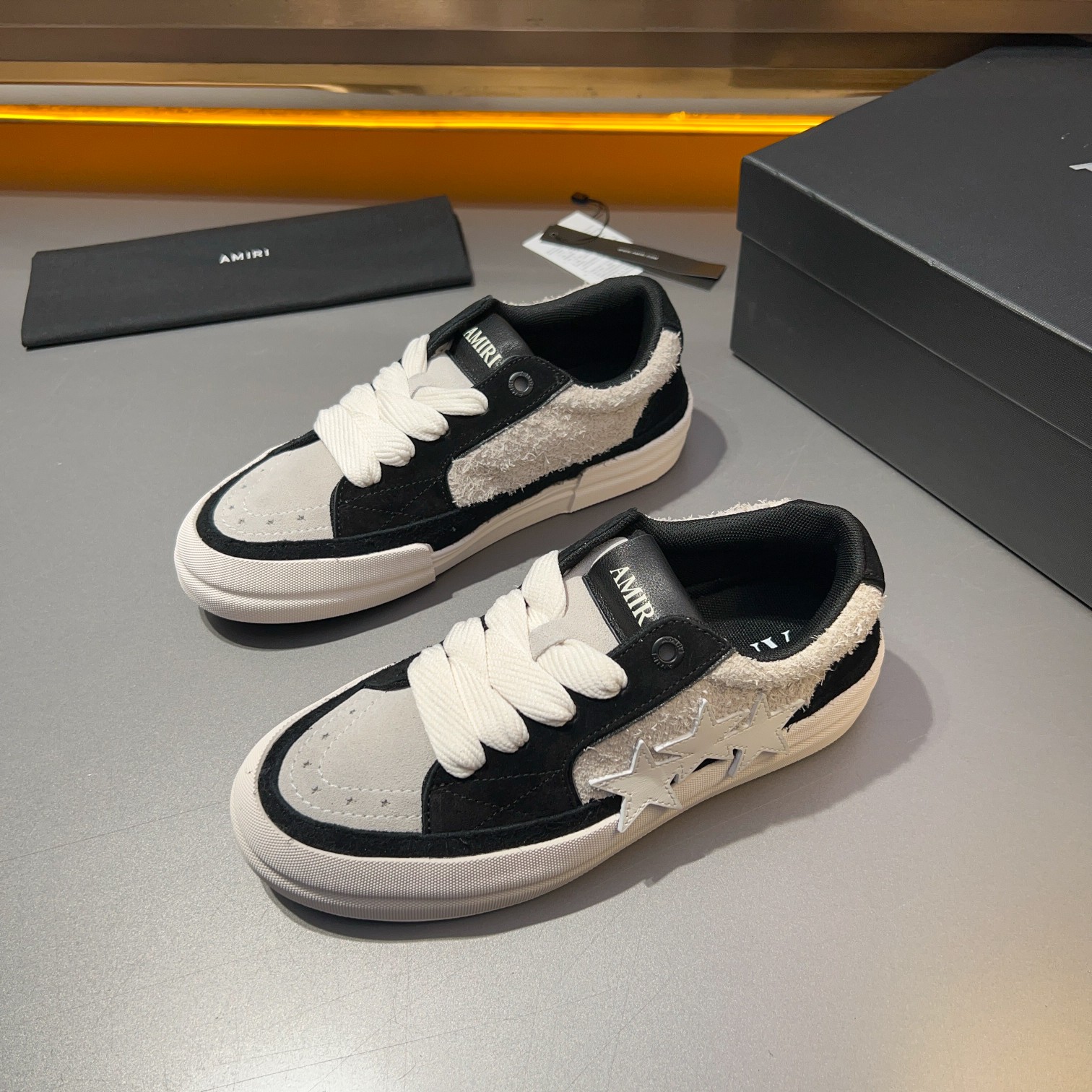 2Amiri zapatos de hueso nuevo color a juego zapatos deportivos casuales de bajo tablero, modelos de 