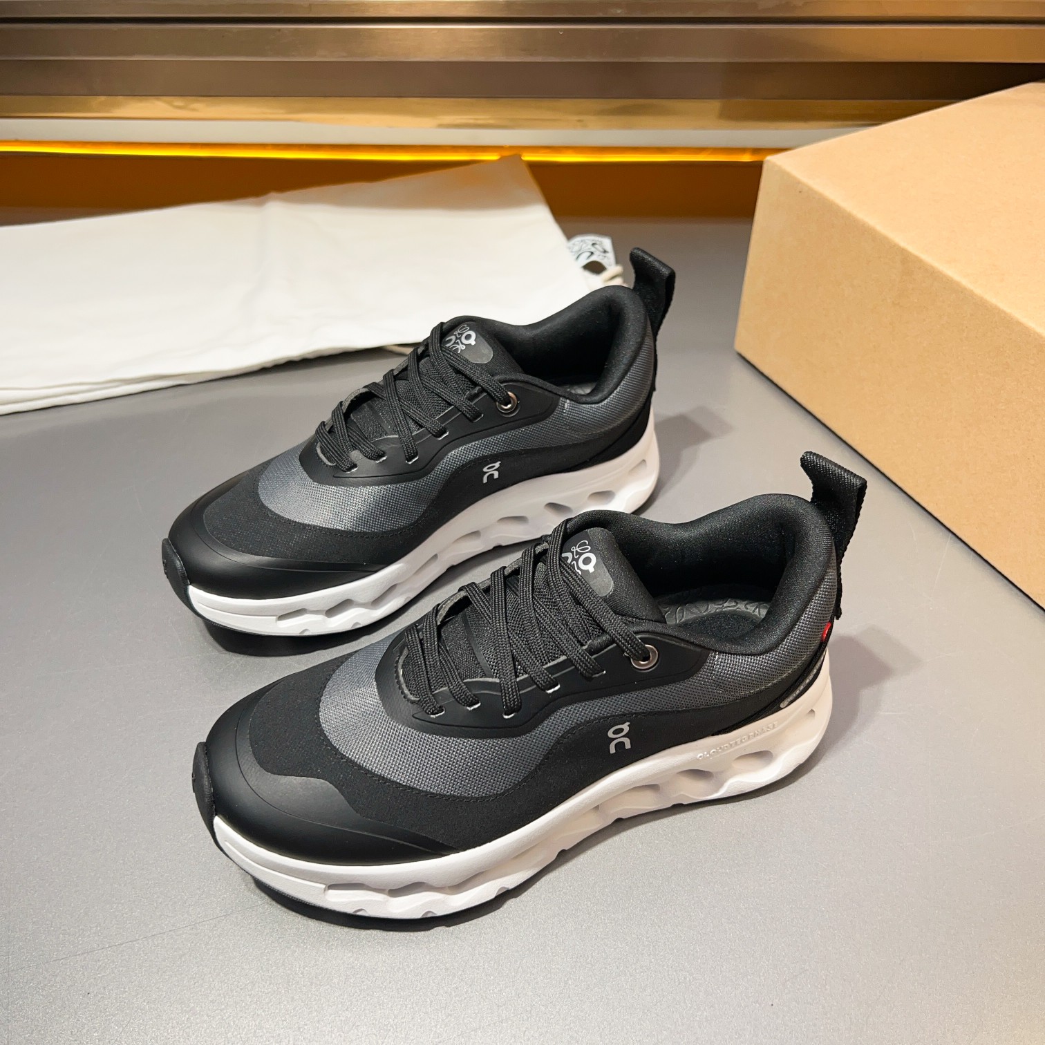 [Loewe Men