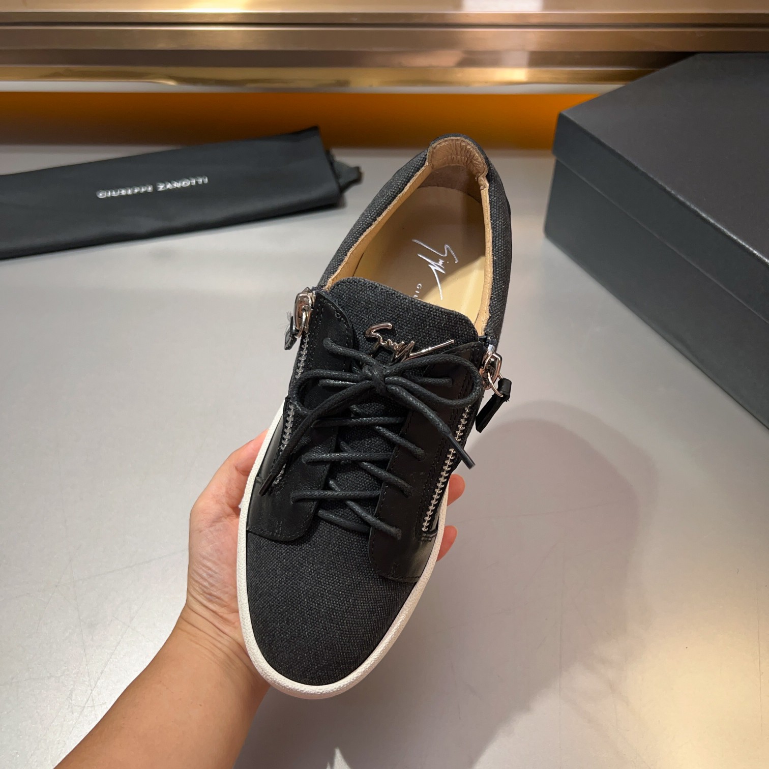 GZ Zapatillas de hombre Talon Print Eagle ClawEl estilo 'Talon' se ha rediseñado con 'Bandana' para 