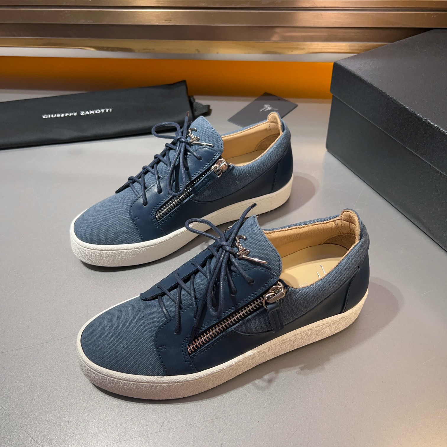 GZ Zapatillas de hombre Talon Print Eagle ClawEl estilo 'Talon' se ha rediseñado con 'Bandana' para 