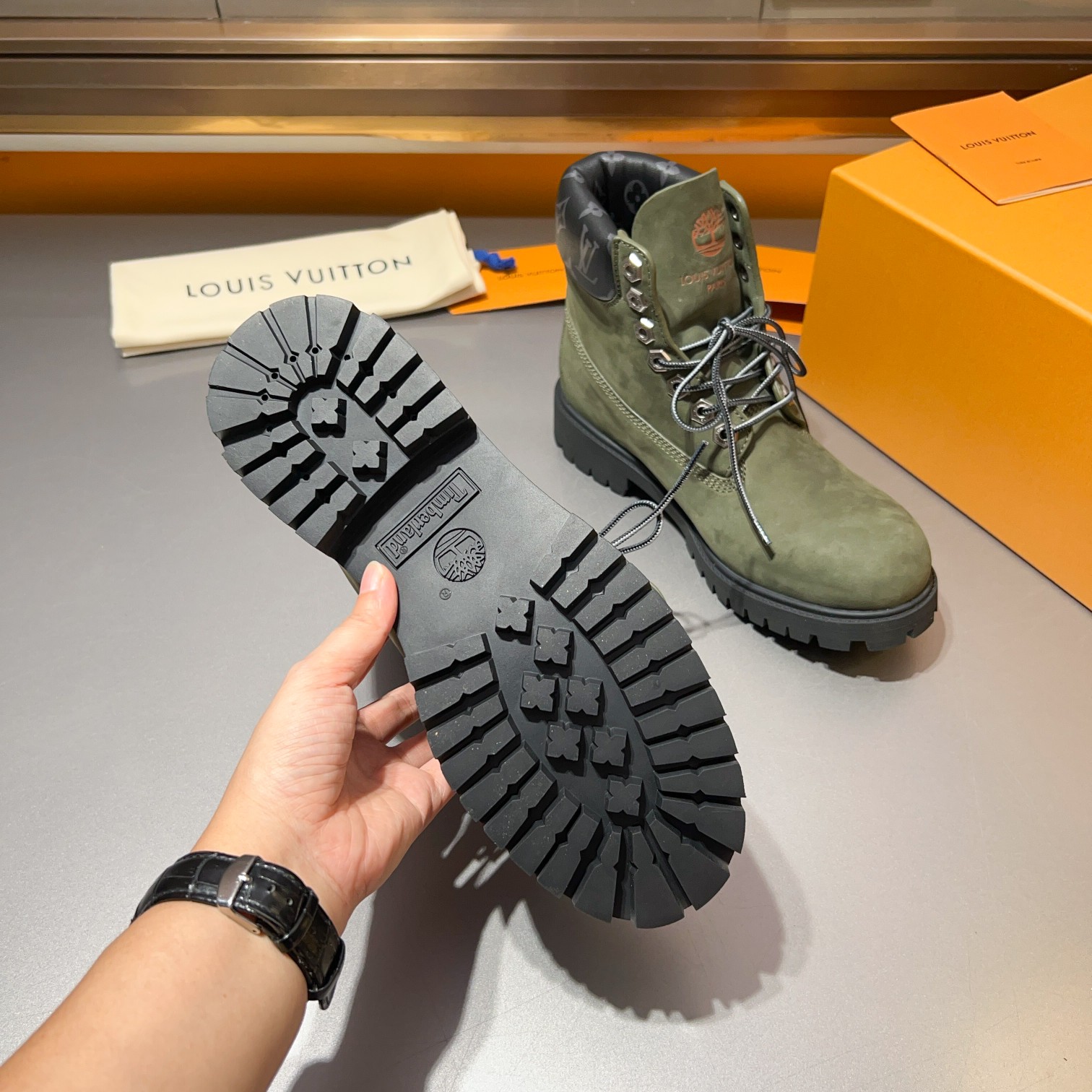 Top LV x Timberland Timberland modelos de marca conjunta botas amarillas pasadas de moda y botas de 