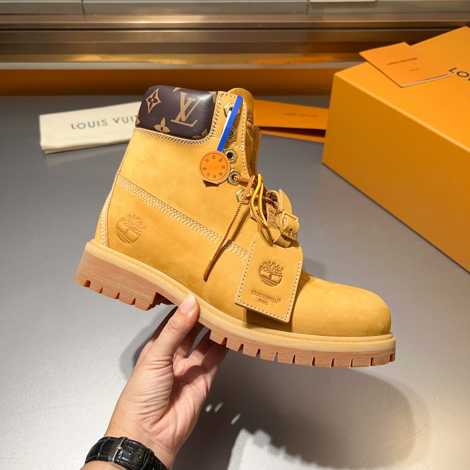Top LV x Timberland Timberland modelos de marca conjunta botas amarillas pasadas de moda y botas de 