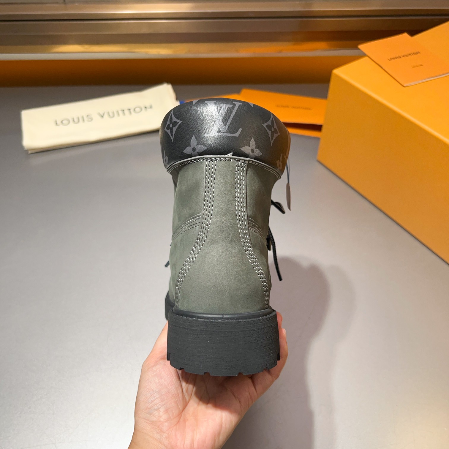 Top LV x Timberland Timberland modelos de marca conjunta botas amarillas pasadas de moda y botas de 