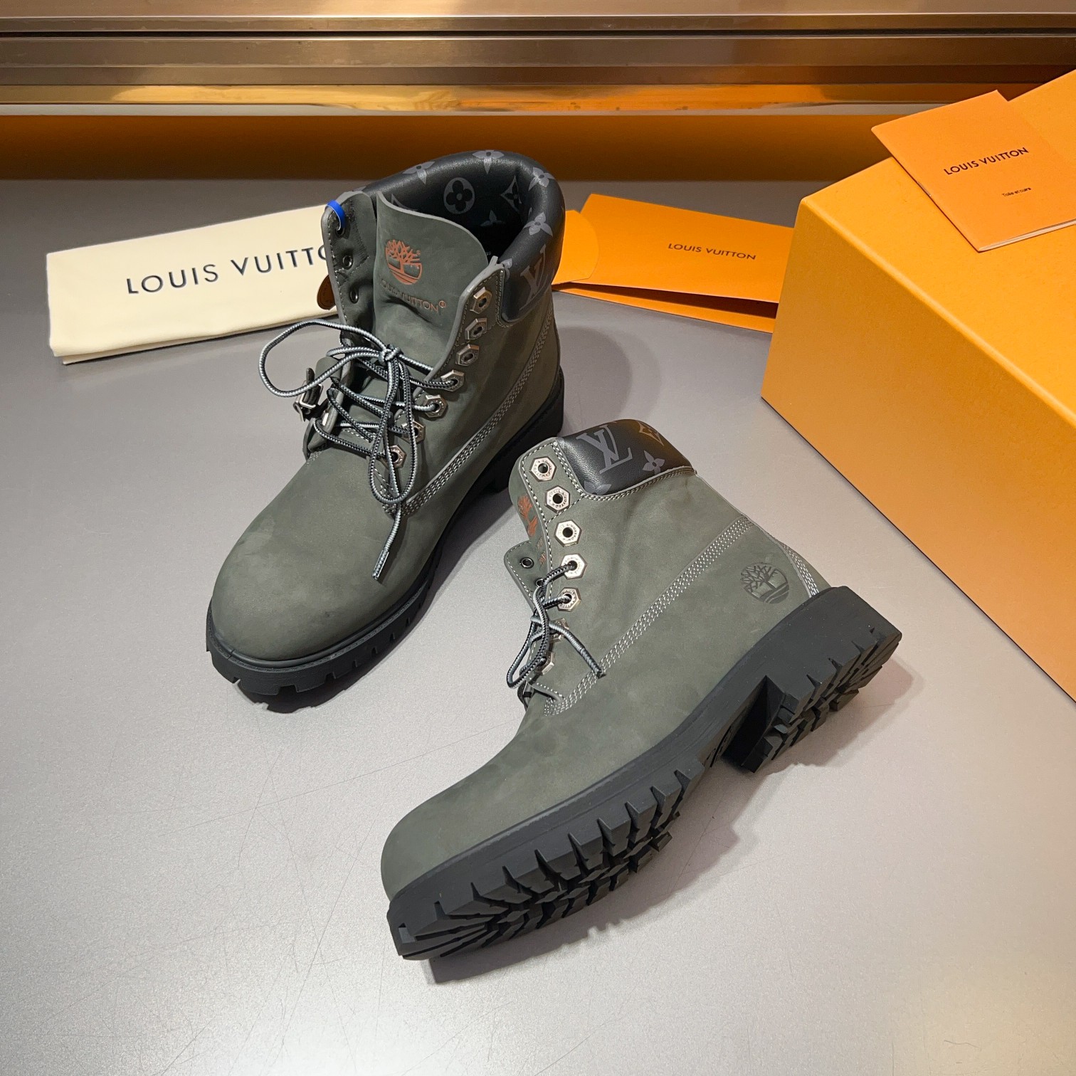 Top LV x Timberland Timberland modelos de marca conjunta botas amarillas pasadas de moda y botas de 